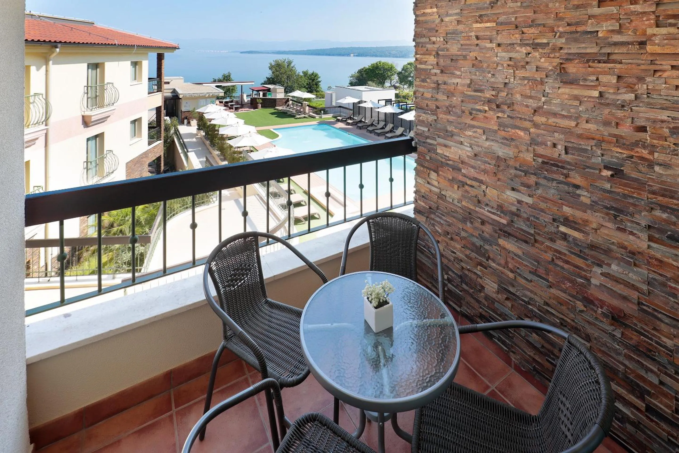 Balcony/Terrace in Blue Waves Resort