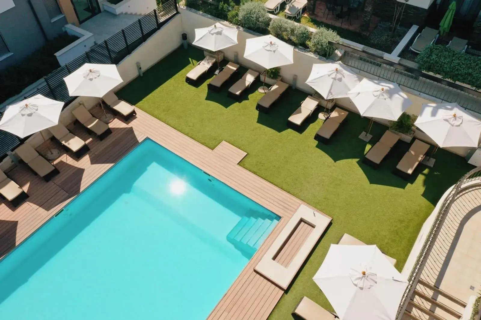 Swimming pool in Blue Waves Resort Swimming pool in Blue Waves Resort