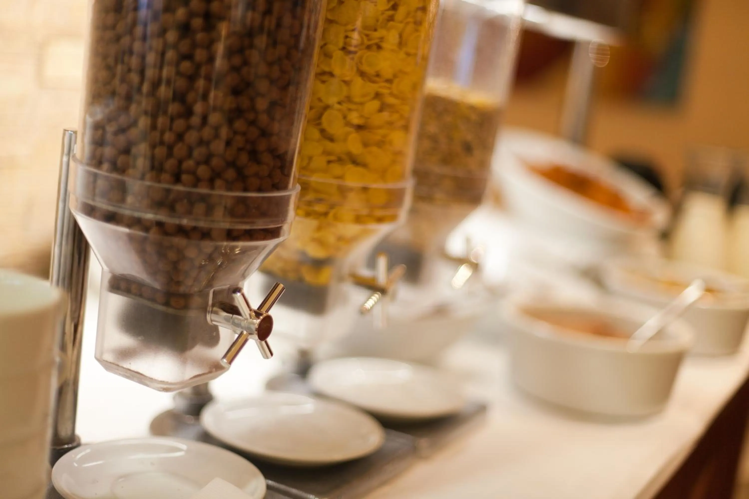 Restaurant/places to eat in Blue Waves Resort