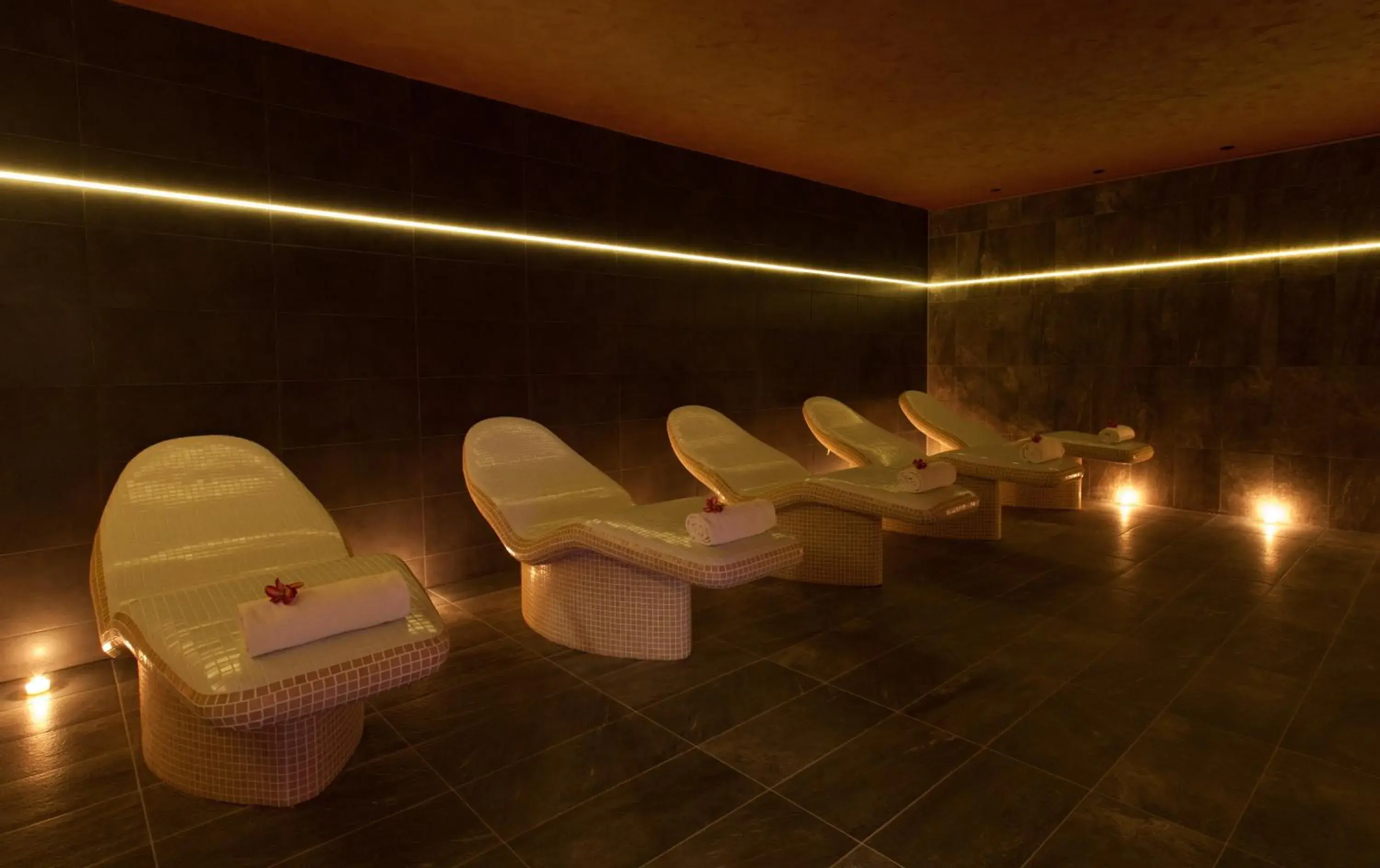 Spa and wellness centre/facilities in Blue Waves Resort Spa and wellness centre/facilities in Blue Waves Resort