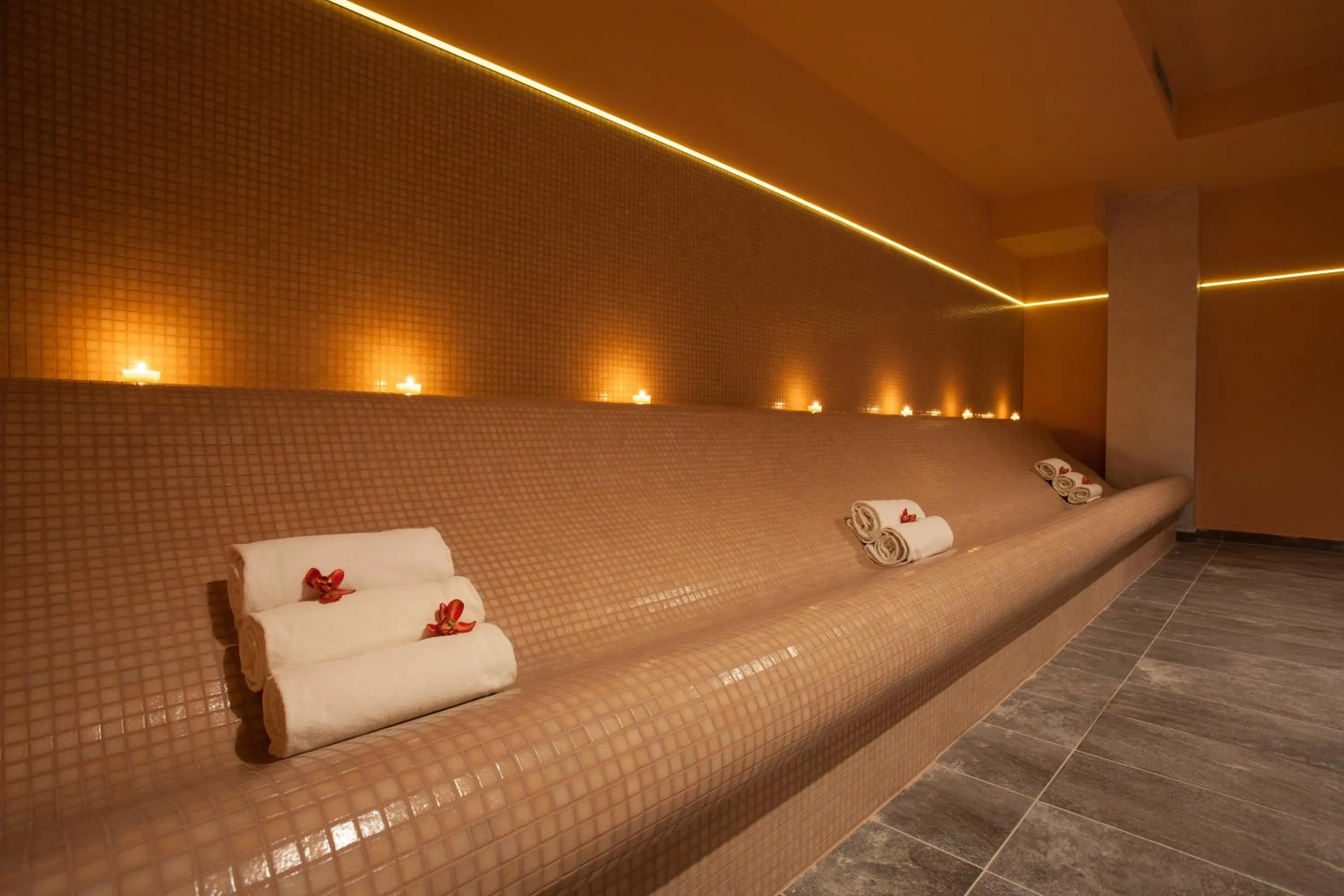Spa and wellness centre/facilities in Blue Waves Resort