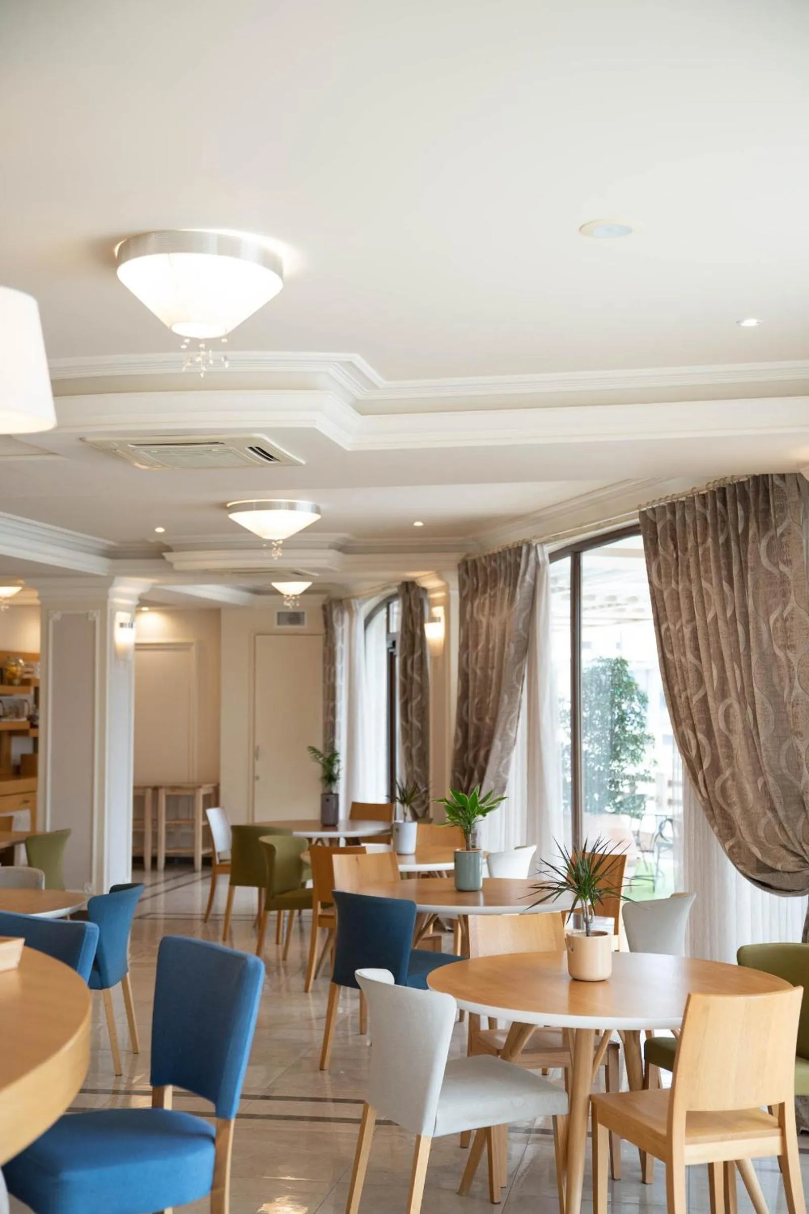 Restaurant/places to eat in Olympus Terra Boutique Hotel