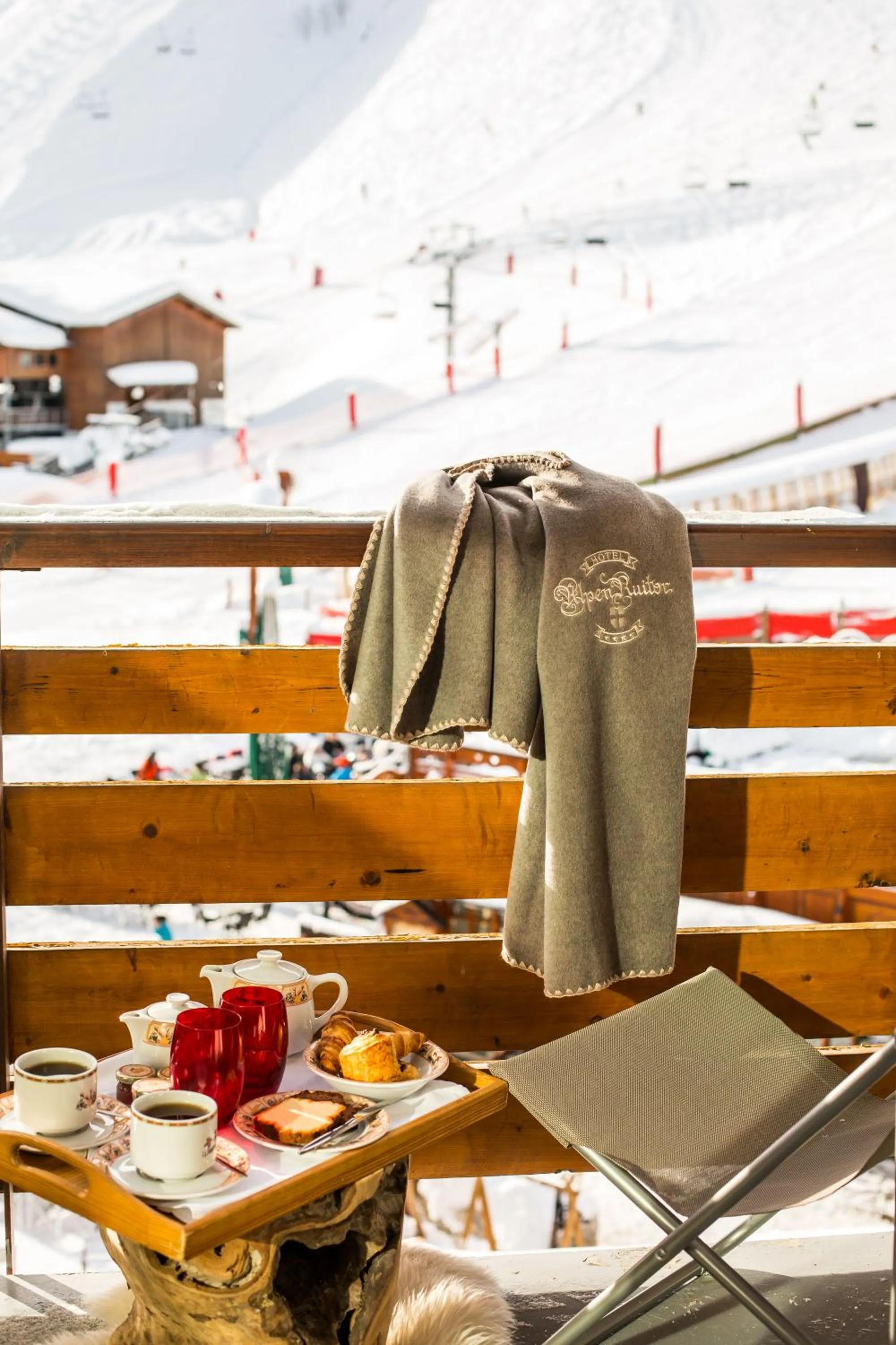 Balcony/Terrace in Hôtel Alpen Ruitor