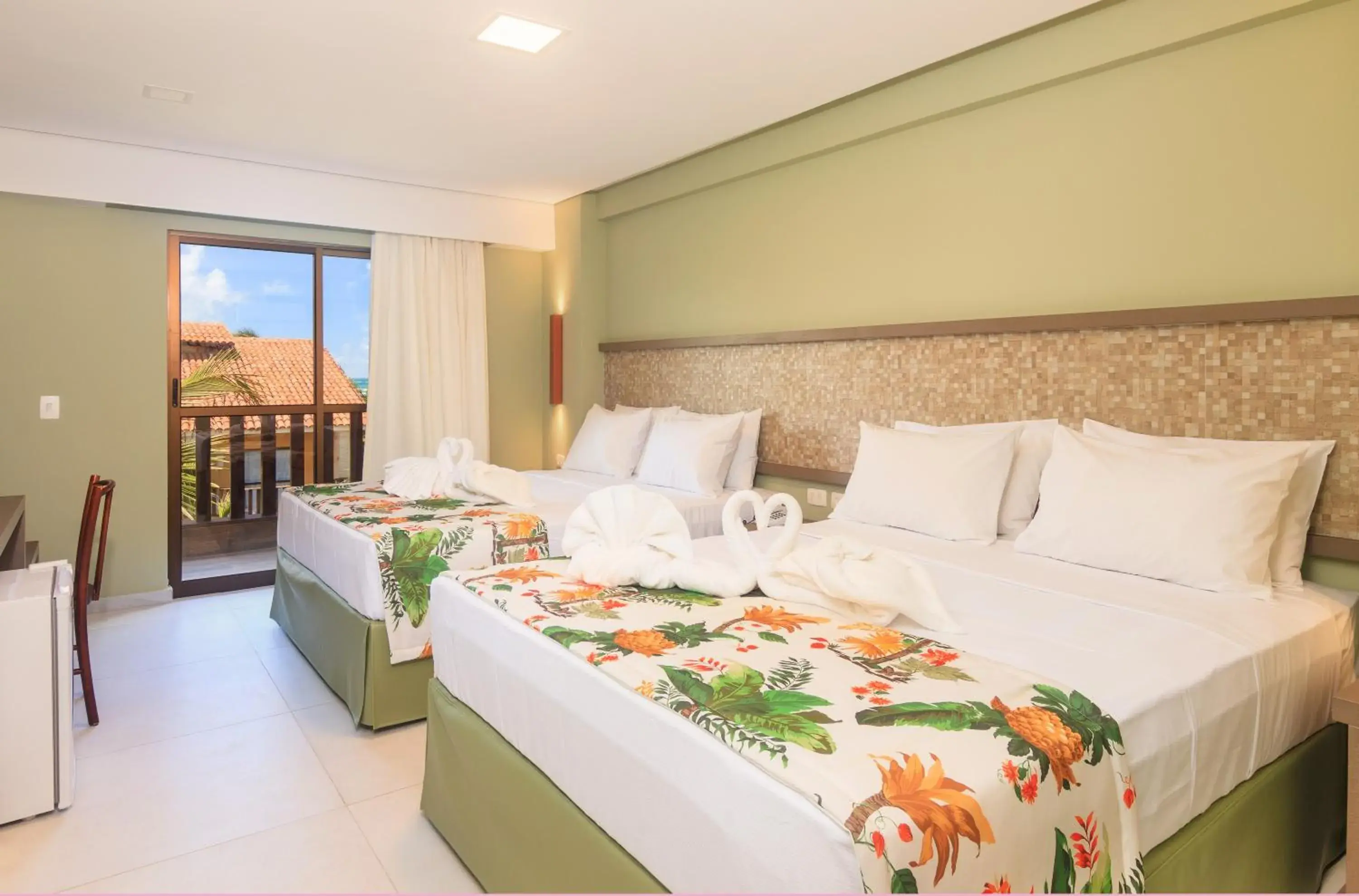 Superior Quadruple Room in Hotel Solar Porto de Galinhas Superior Quadruple Room in Hotel Solar Porto de Galinhas