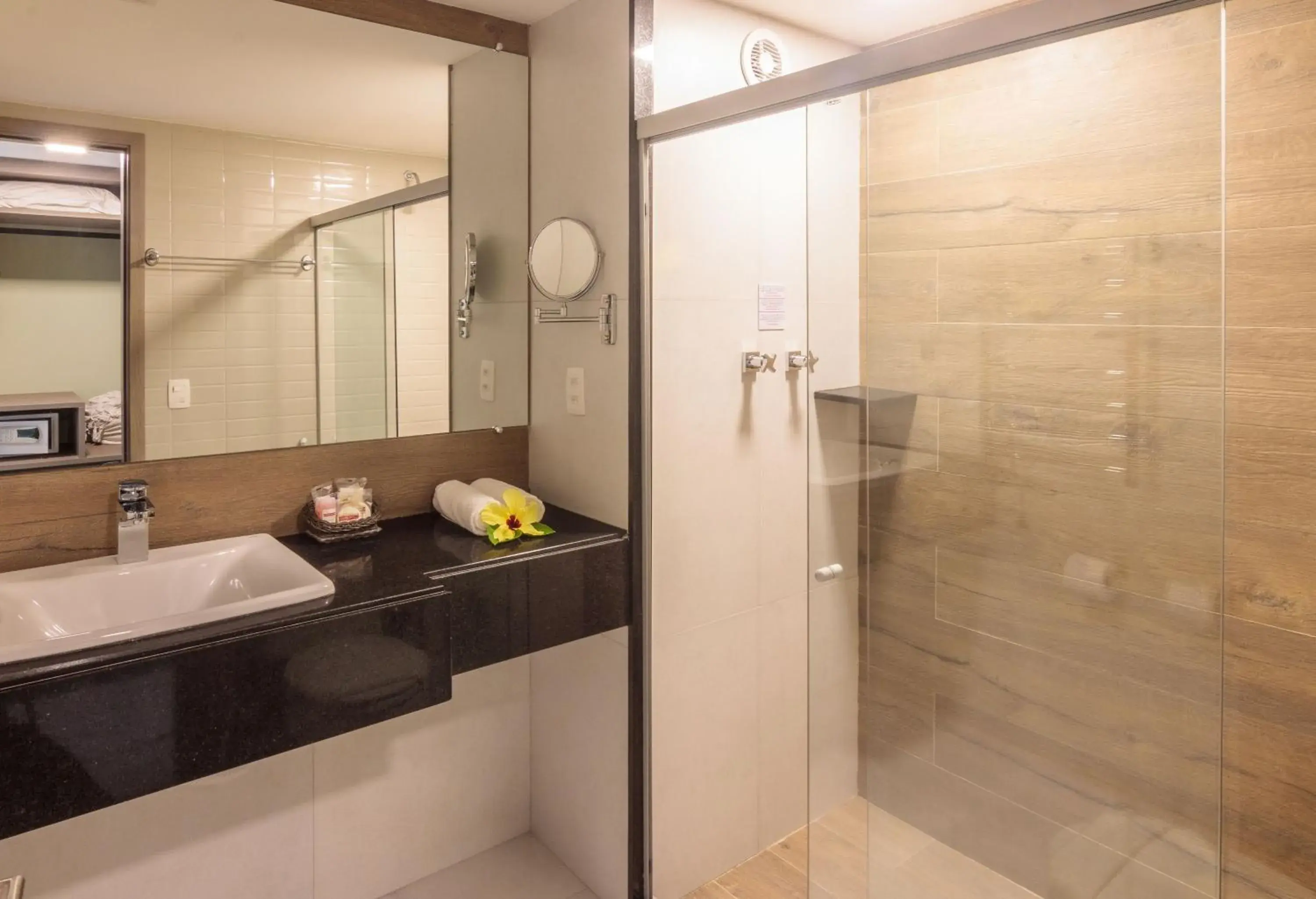 Superior Double Room (2 Adults + 2 Children) in Hotel Solar Porto de Galinhas Superior Double Room (2 Adults + 2 Children) in Hotel Solar Porto de Galinhas