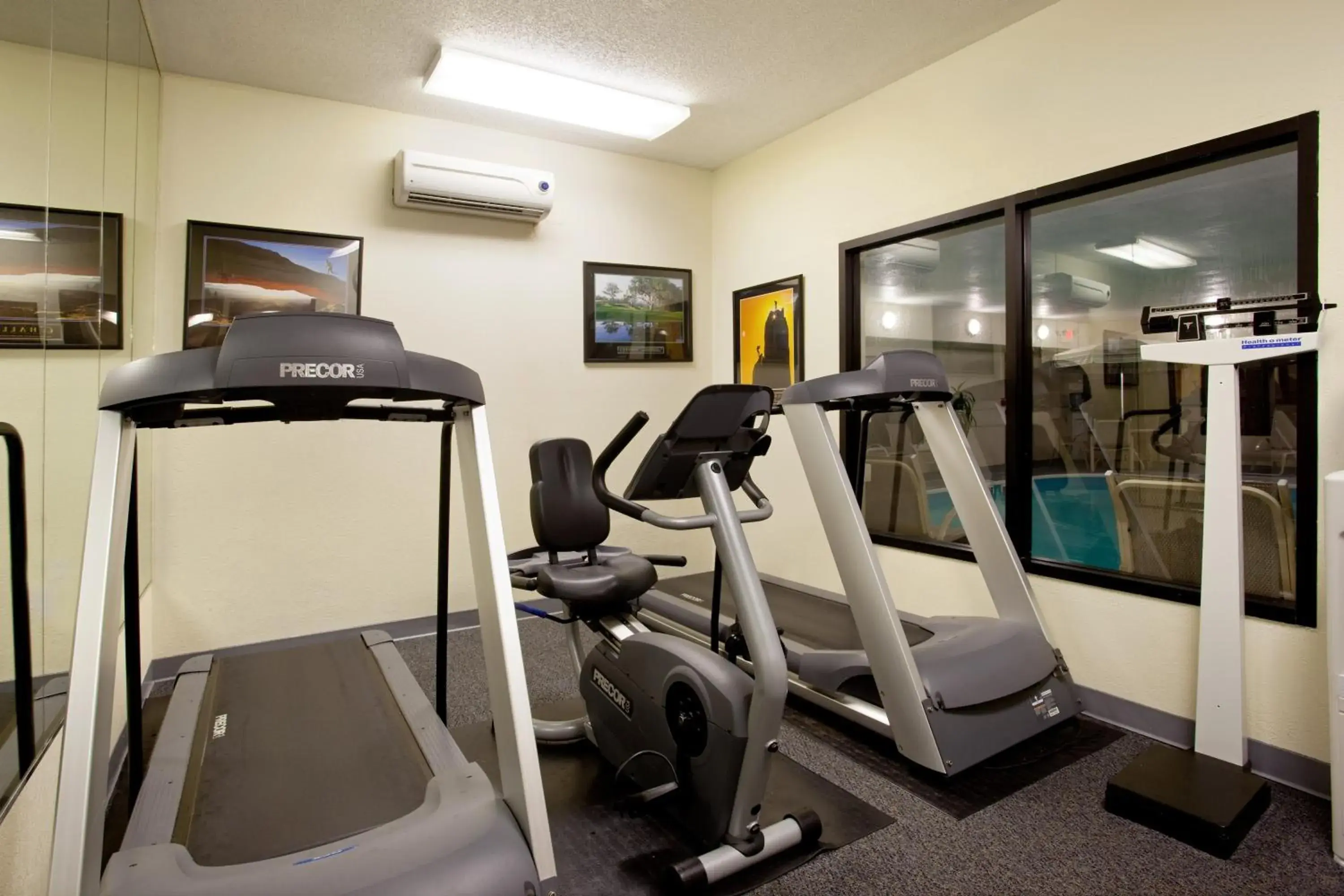 Fitness centre/facilities, Fitness Center/Facilities in Baymont by Wyndham Merrillville