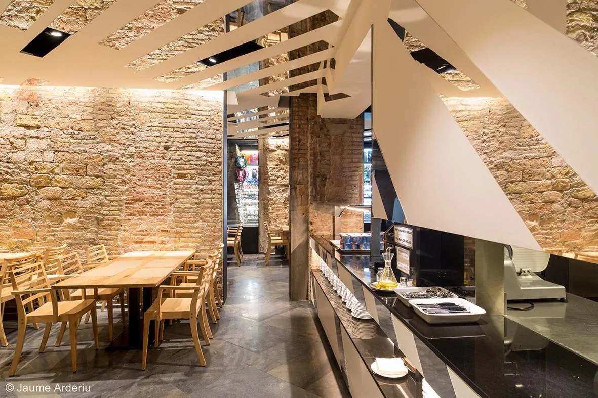 Area and facilities in Barcelona House