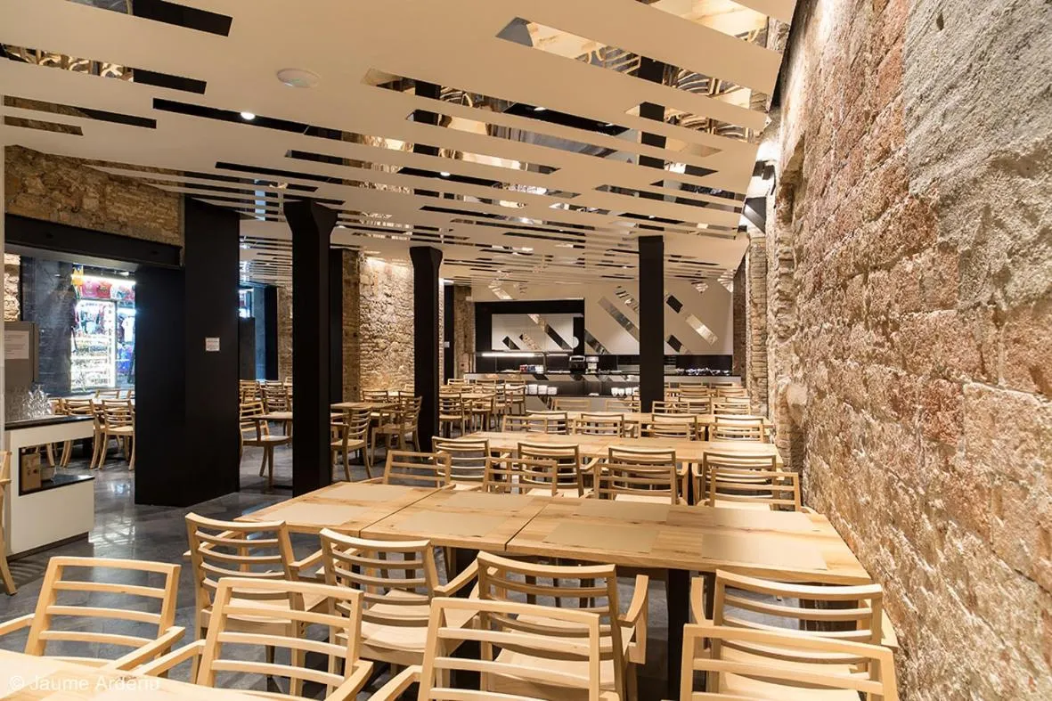 Restaurant/places to eat in Barcelona House