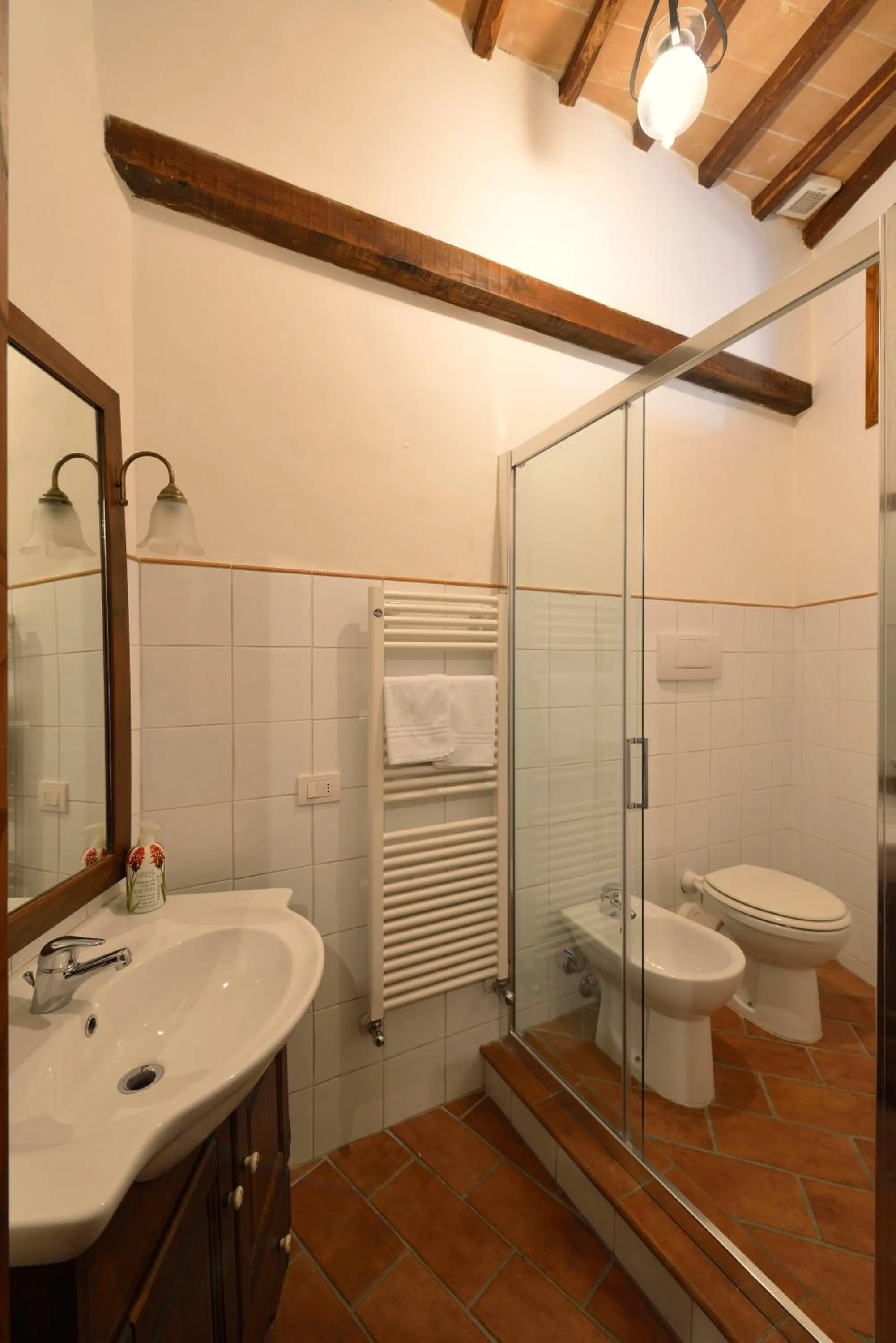 Bathroom in La Corte Medicea