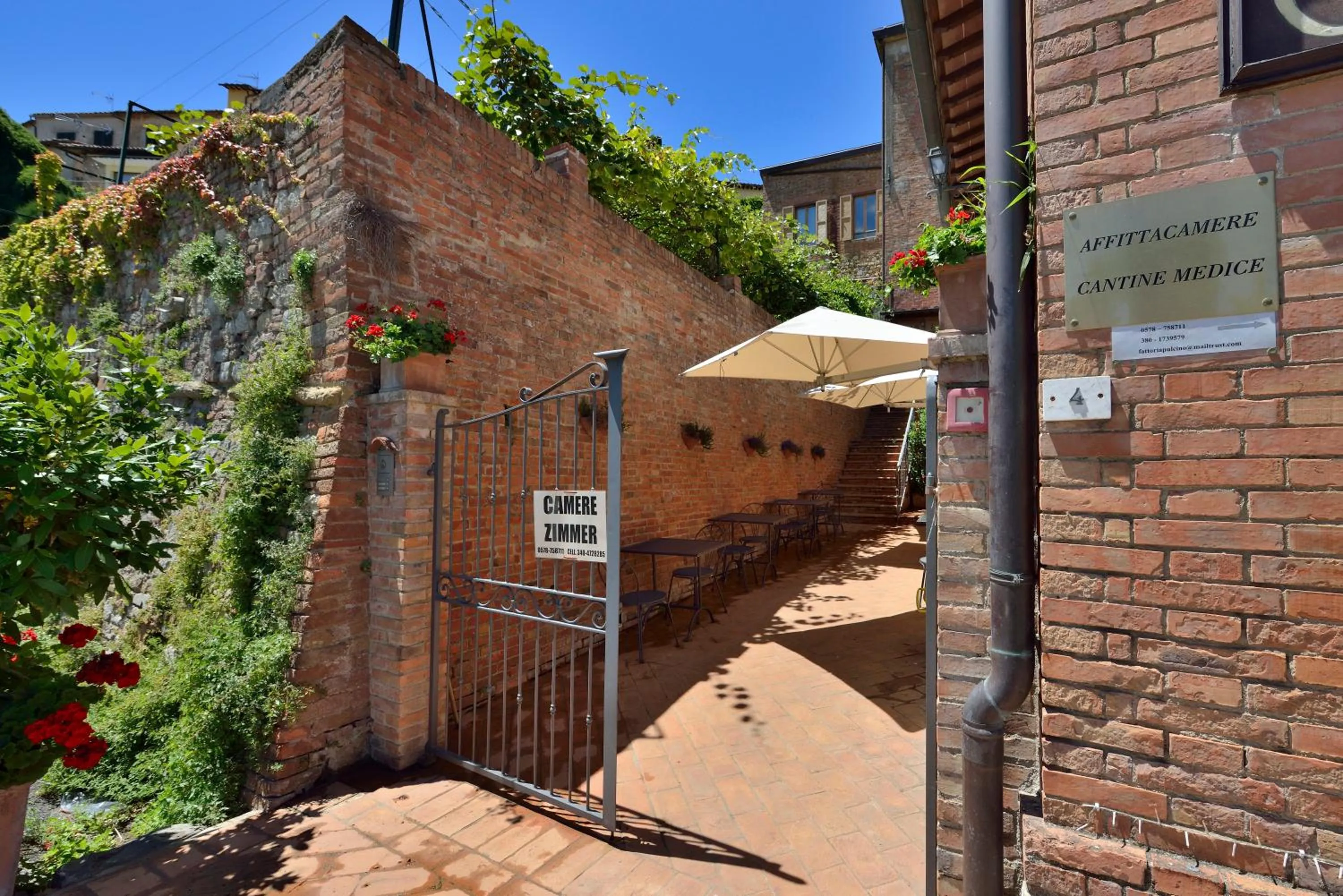 Restaurant/places to eat in La Corte Medicea