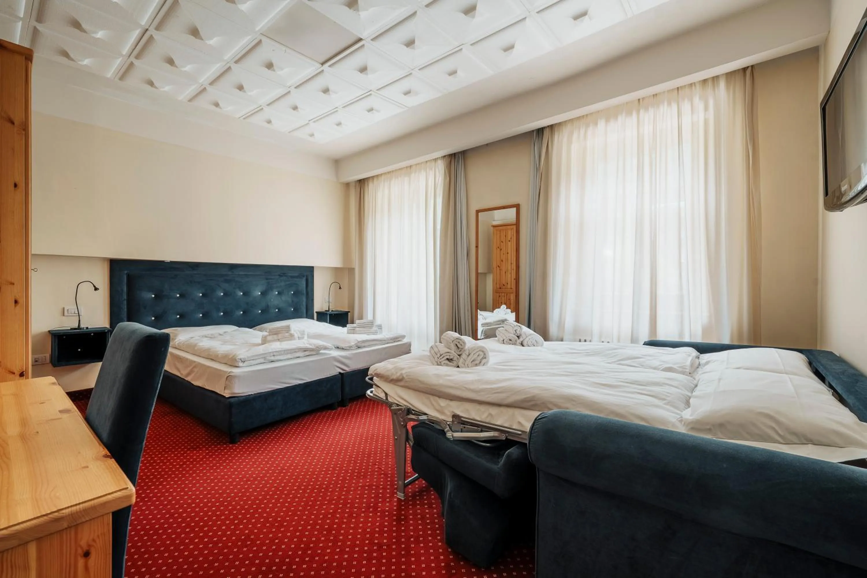 Bedroom, Bed in HOTEL AURONZO - outdoor basecamp