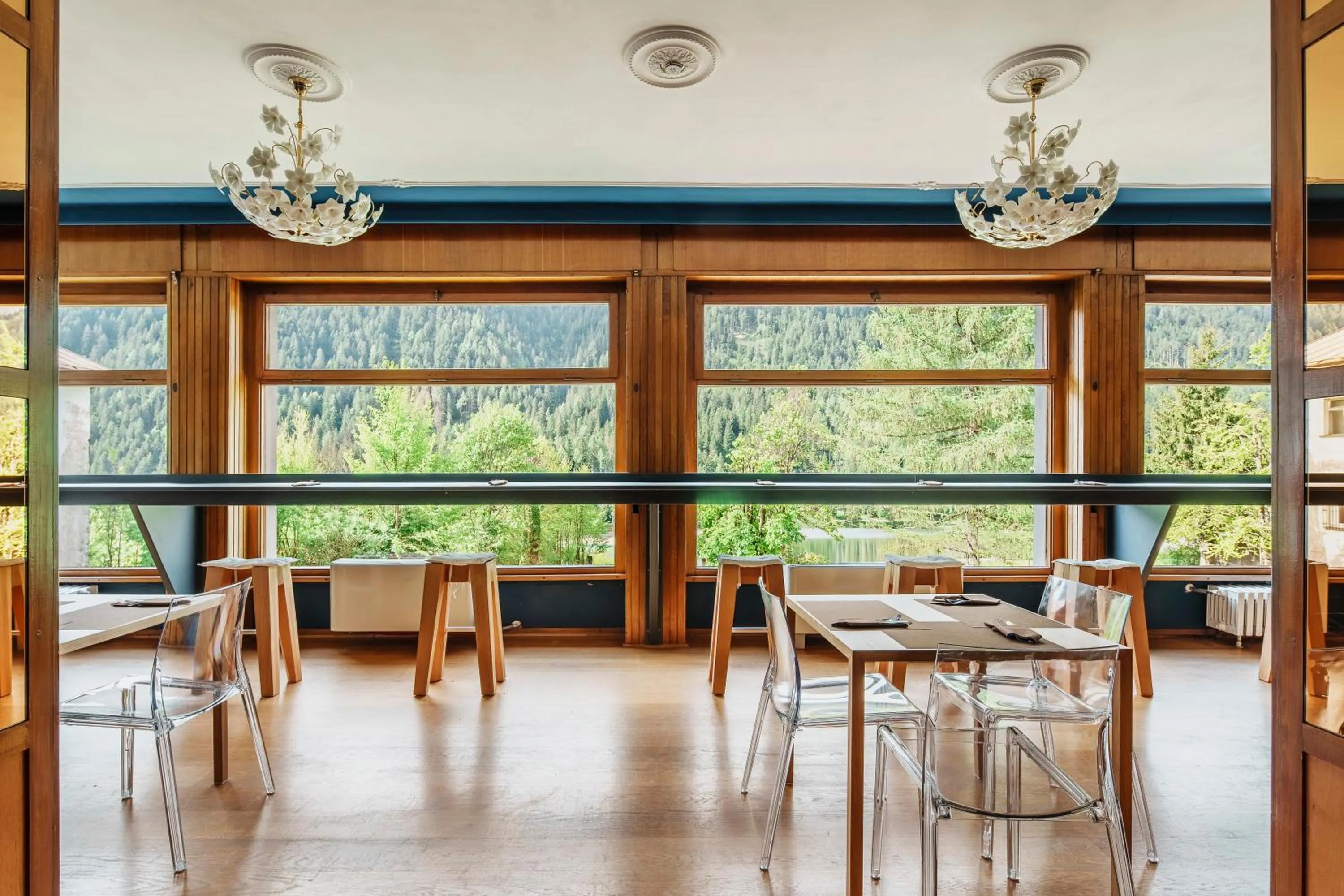 Breakfast in HOTEL AURONZO - outdoor basecamp