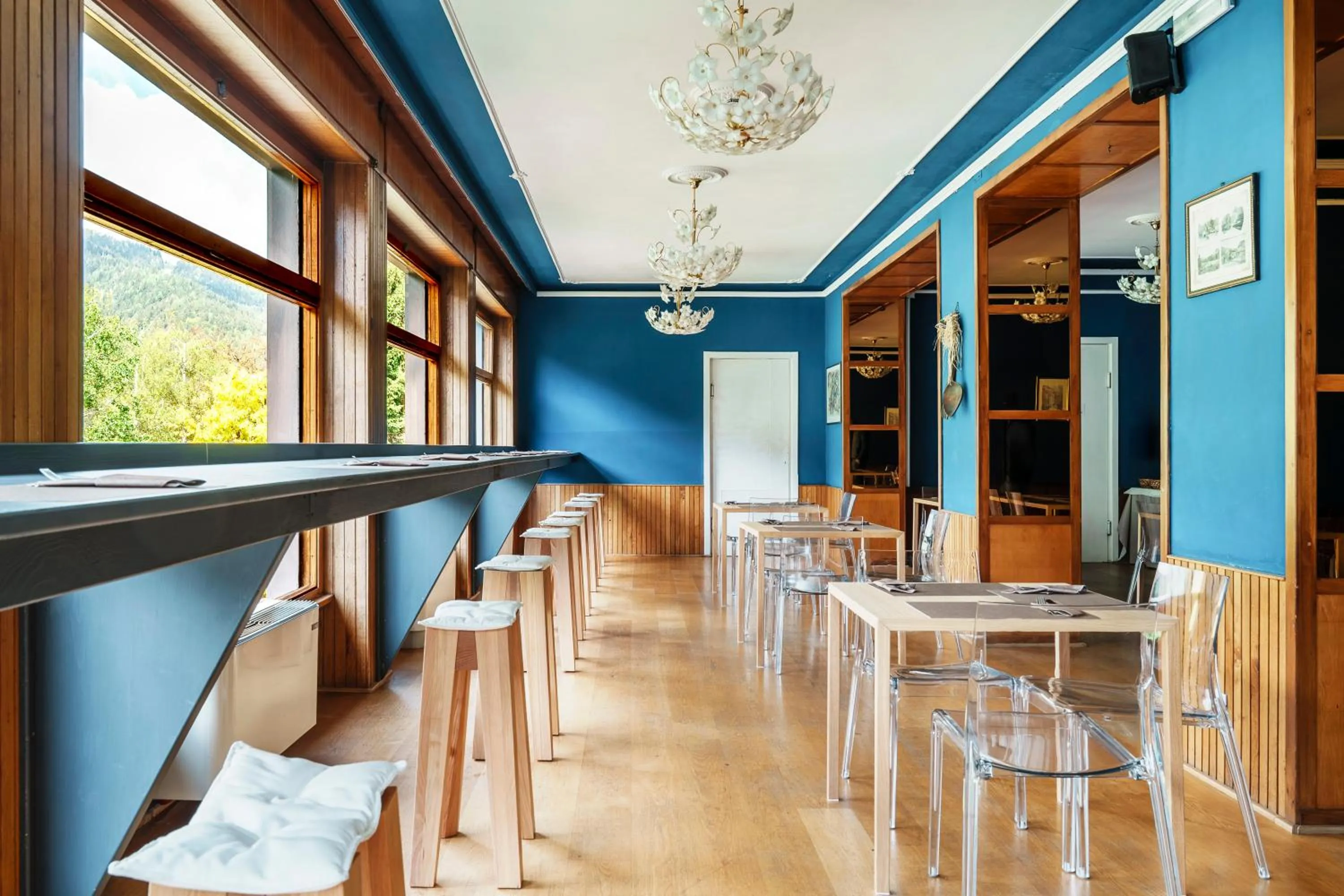 Breakfast in HOTEL AURONZO - outdoor basecamp