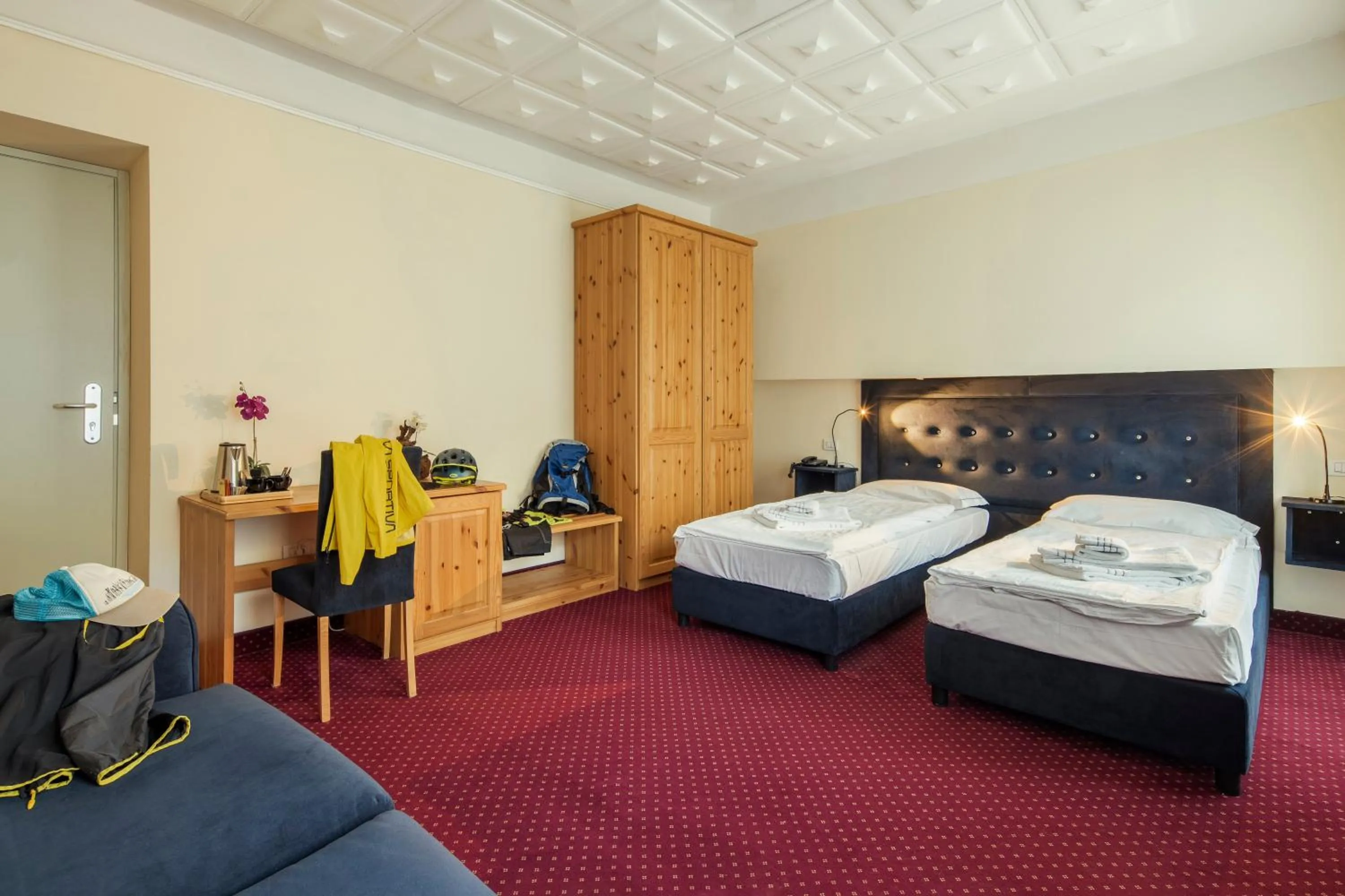 Bed in HOTEL AURONZO - outdoor basecamp