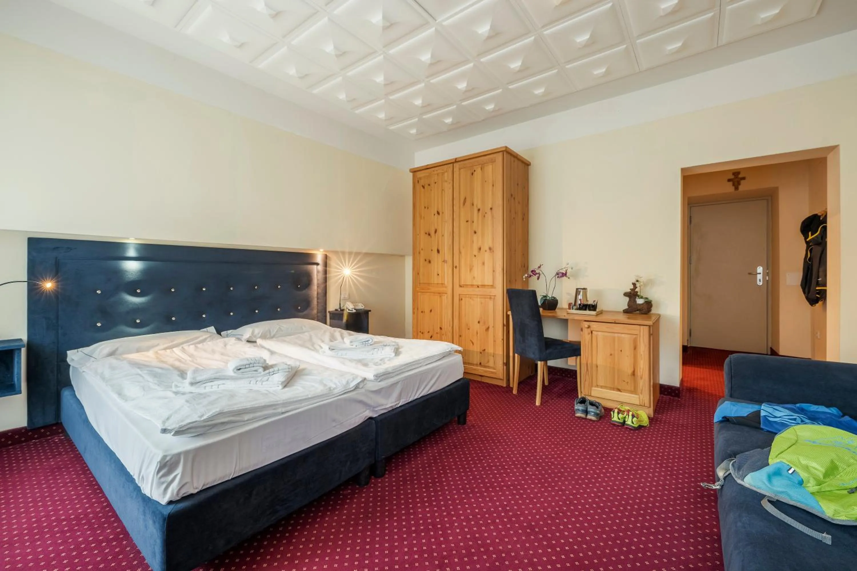 Bedroom, Bed in HOTEL AURONZO - outdoor basecamp