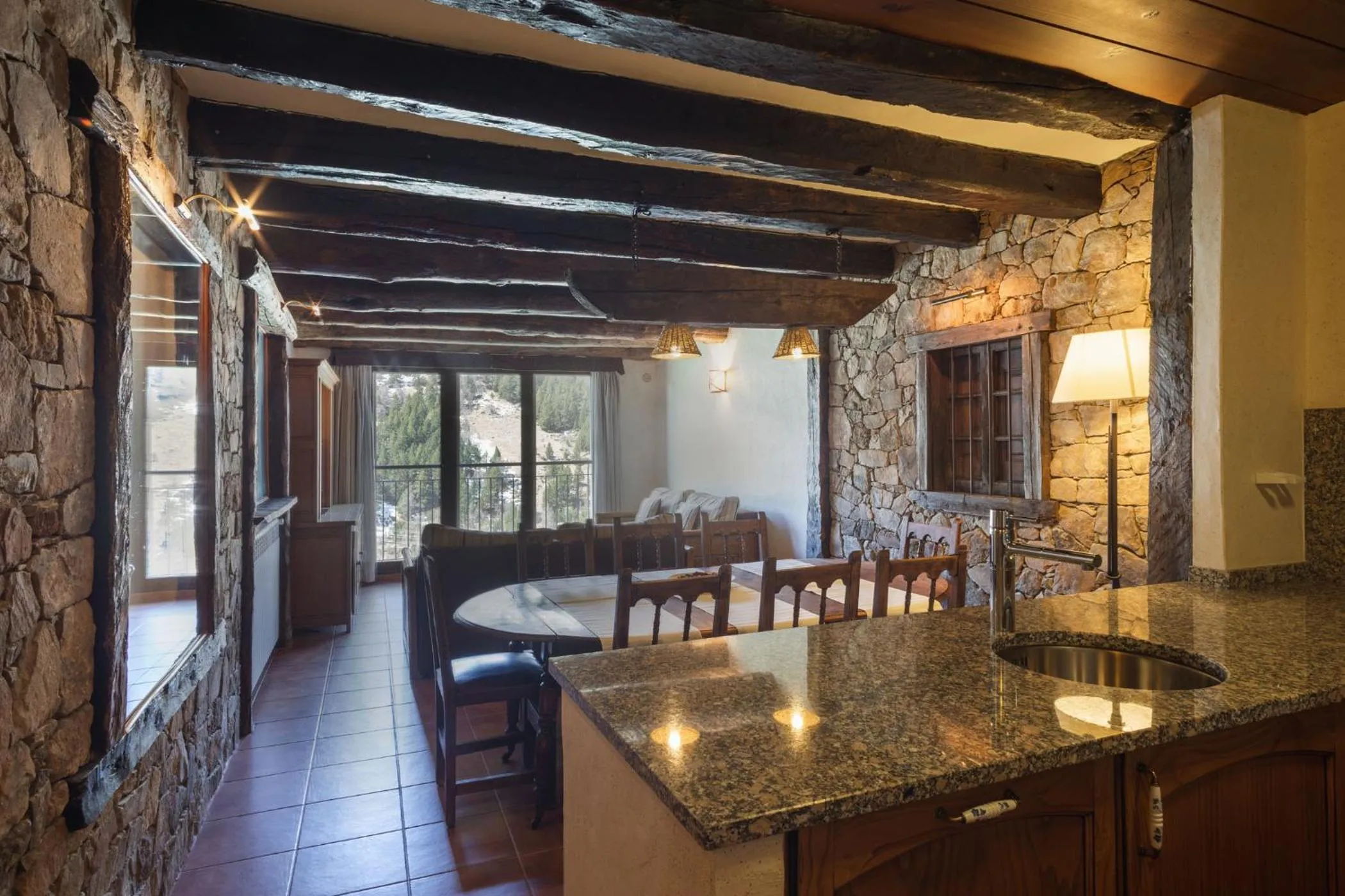 Dining area in Apartaments Els Llacs