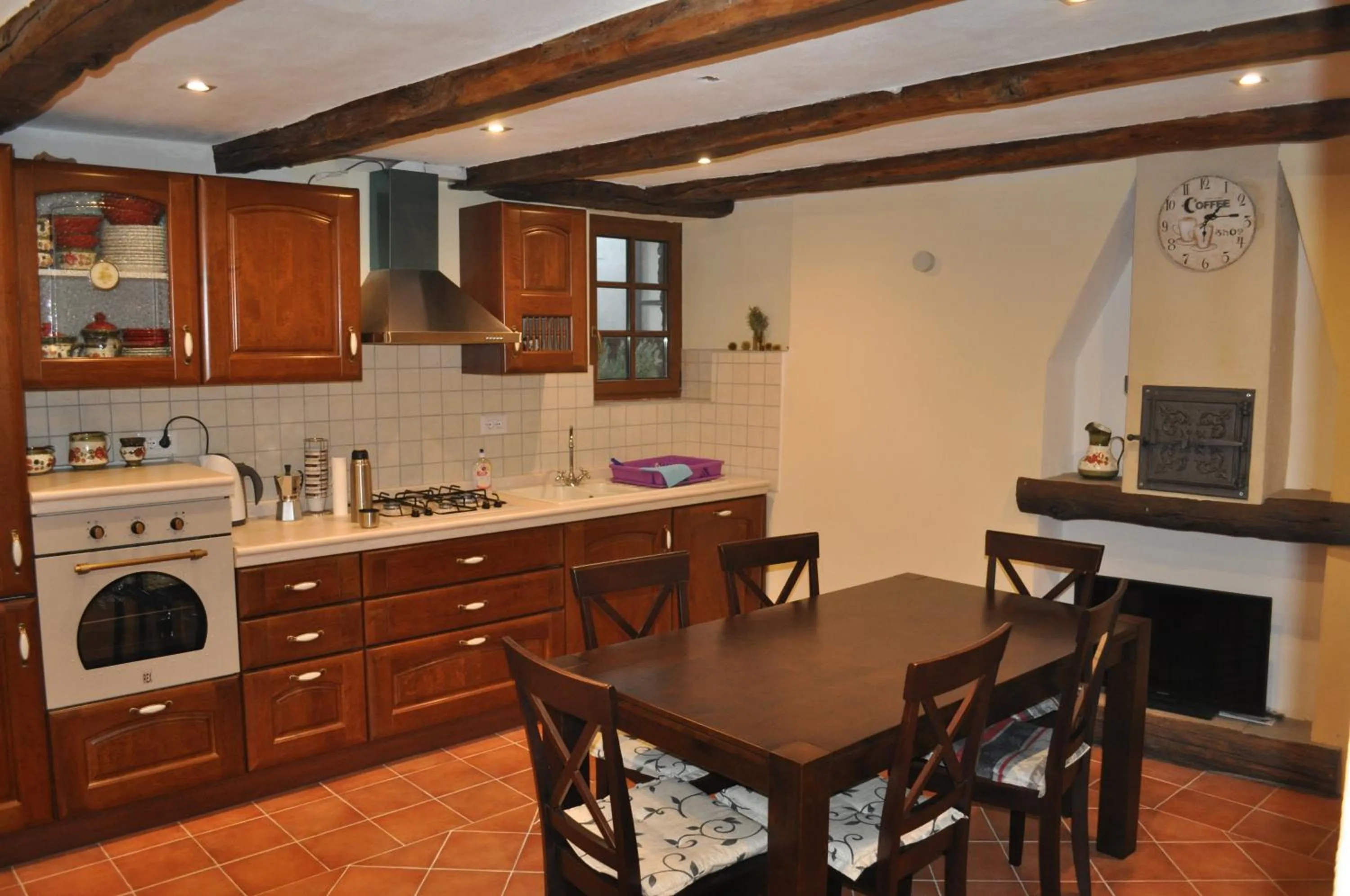 Dining area in Casa Petrolli