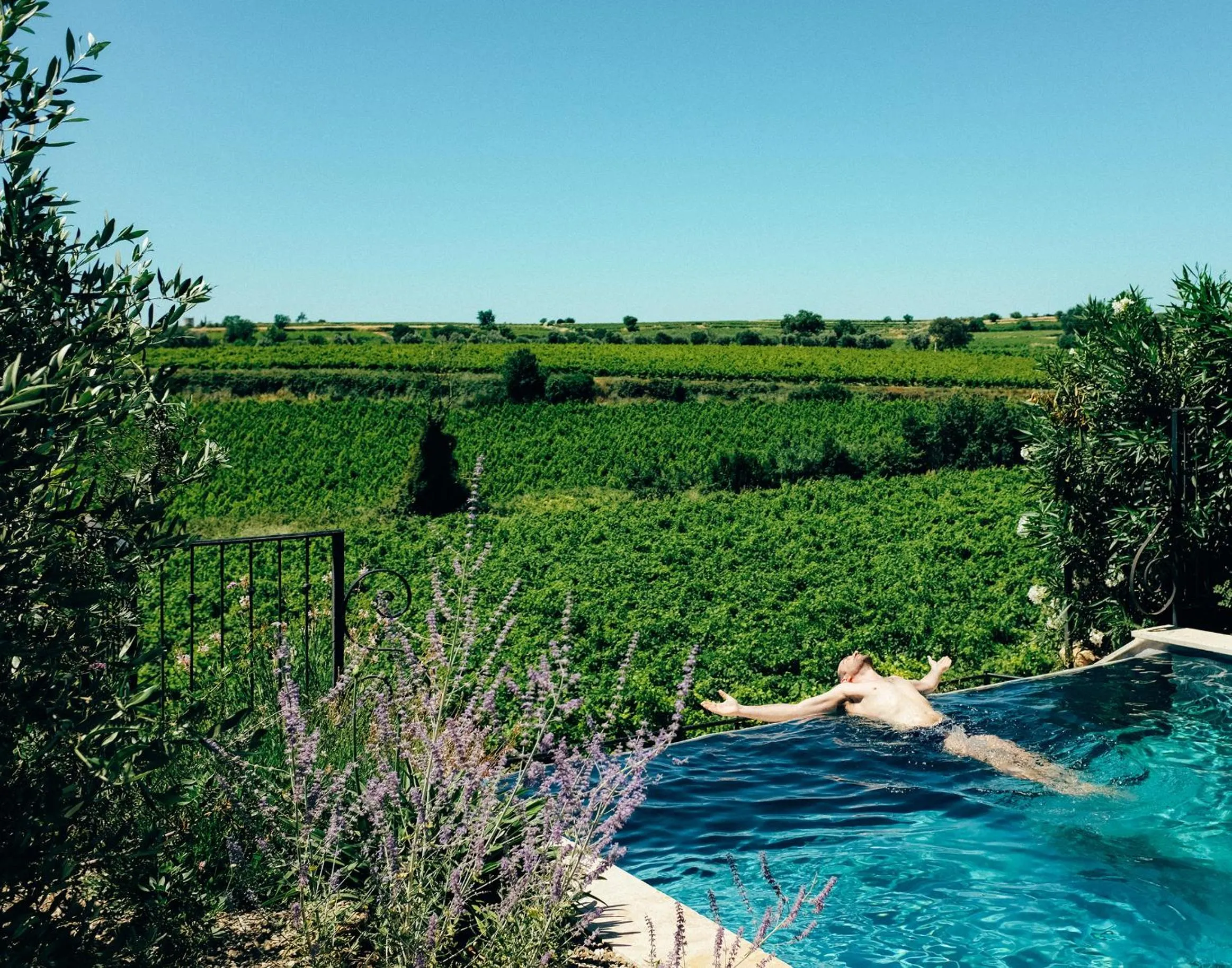 Swimming pool in Château St Pierre de Serjac