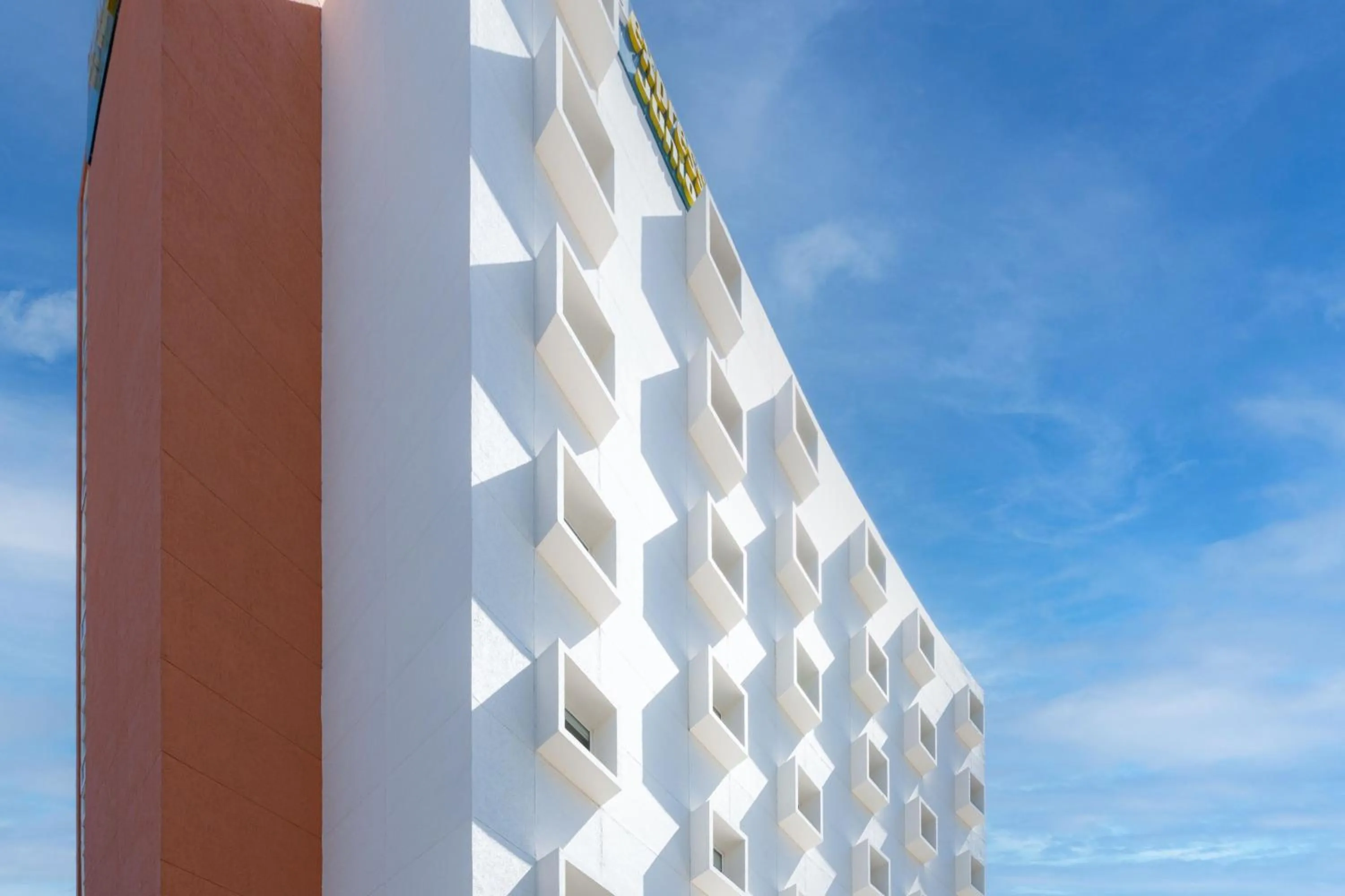 Property building in City Express Junior by Marriott Aguascalientes Centro