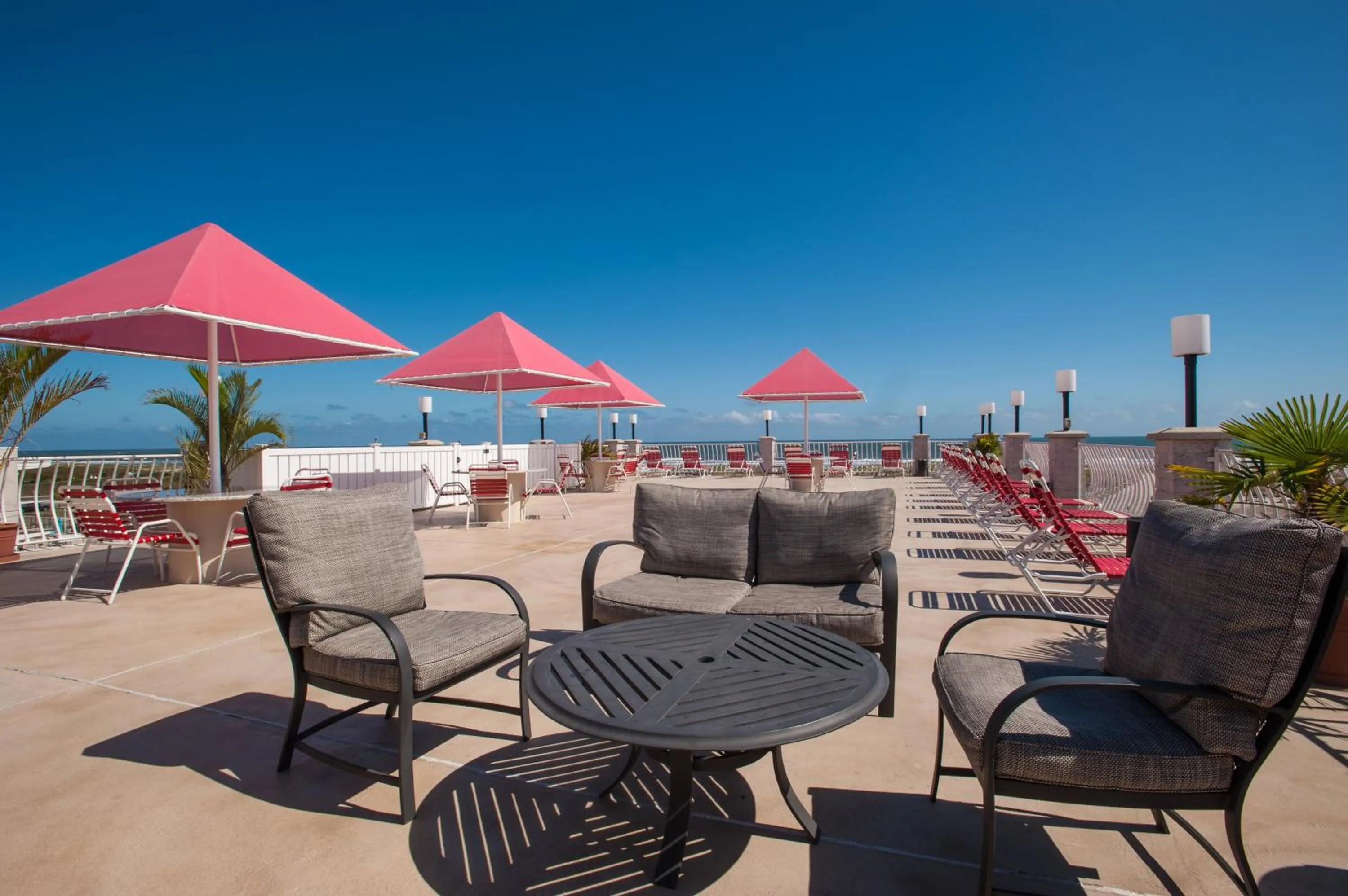 Matador Oceanfront Resort