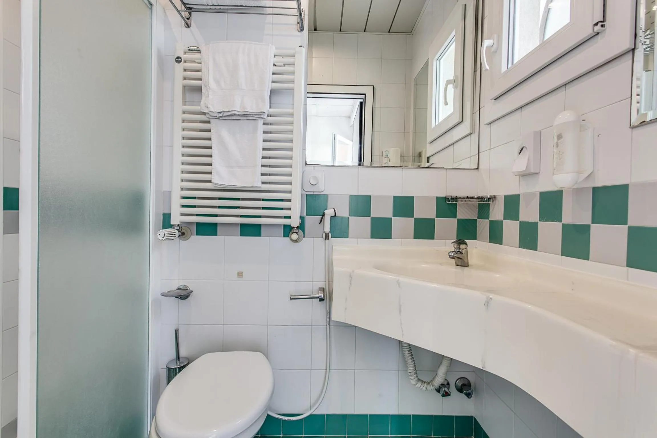 Bathroom in El Cid Campeador - Family Hotel
