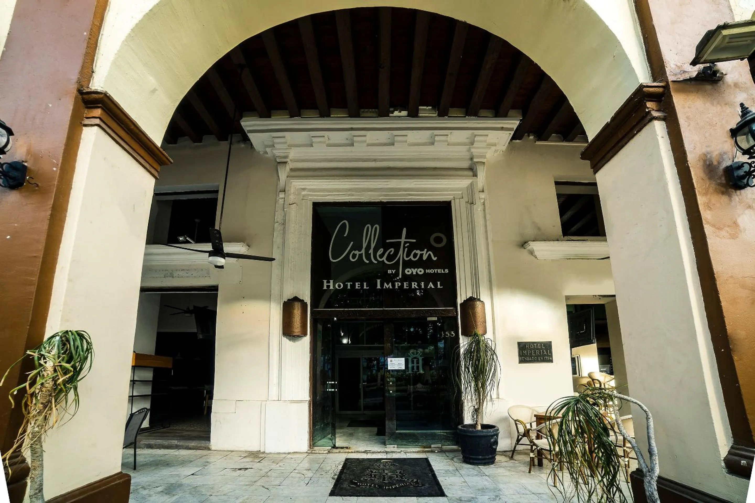 Facade/entrance in Hotel Imperial