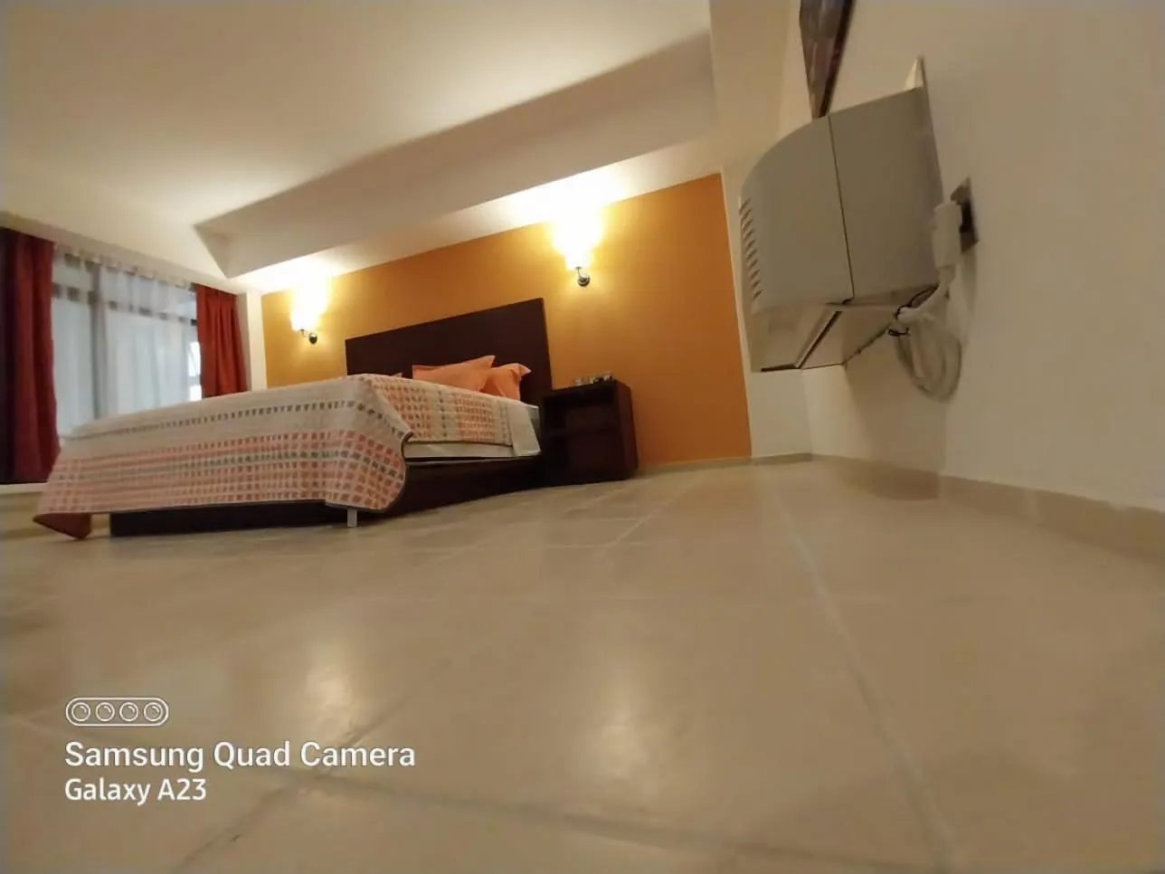 Photo of the whole room, Bed in Hotel Imperial