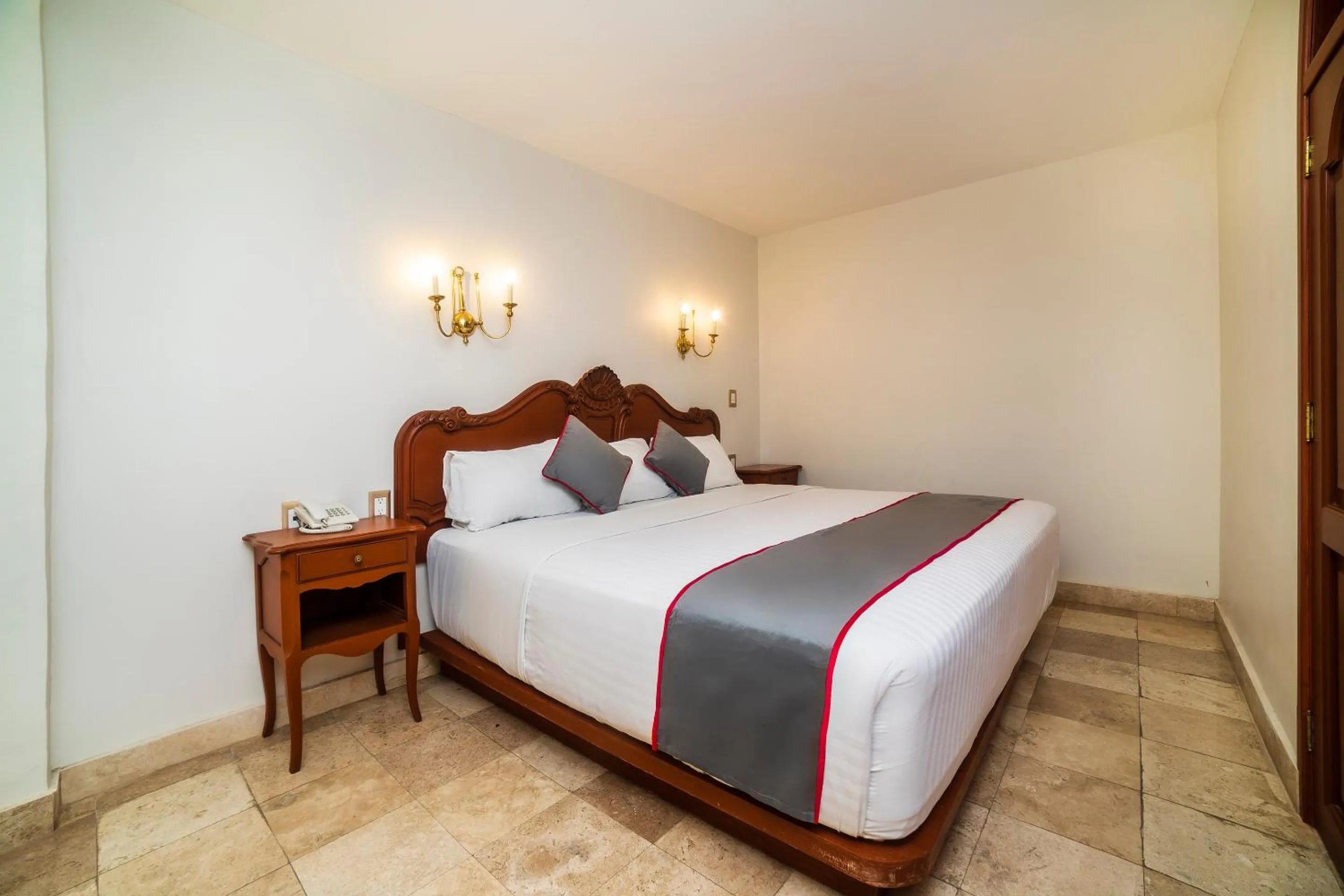 Bedroom, Bed in Hotel Imperial