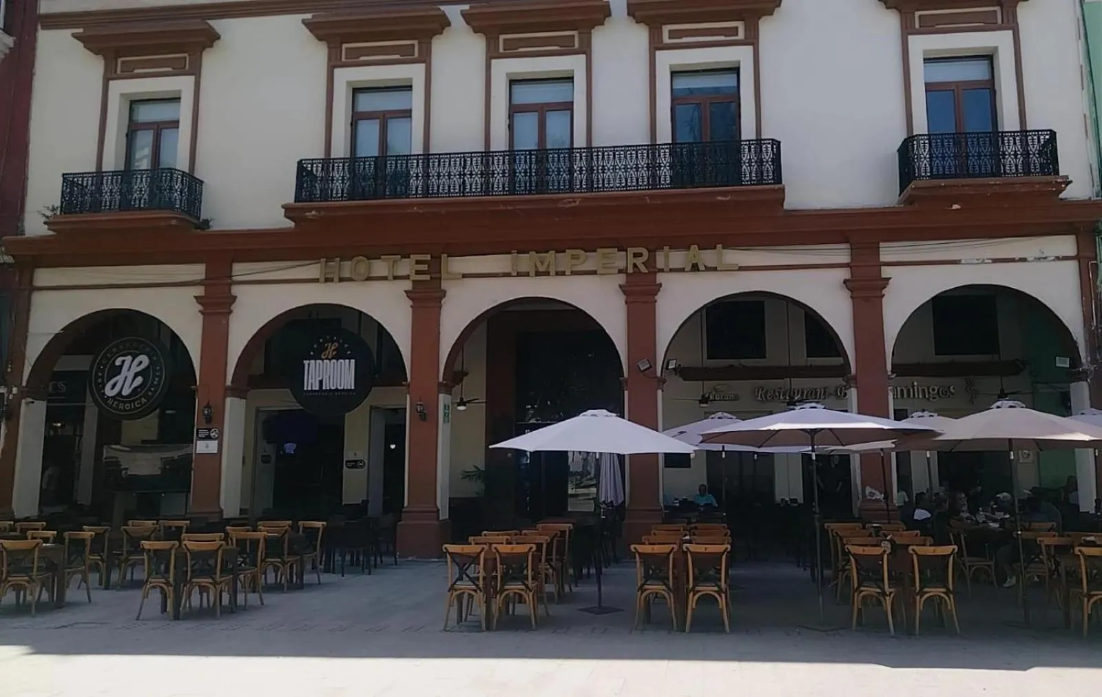 Property building in Hotel Imperial