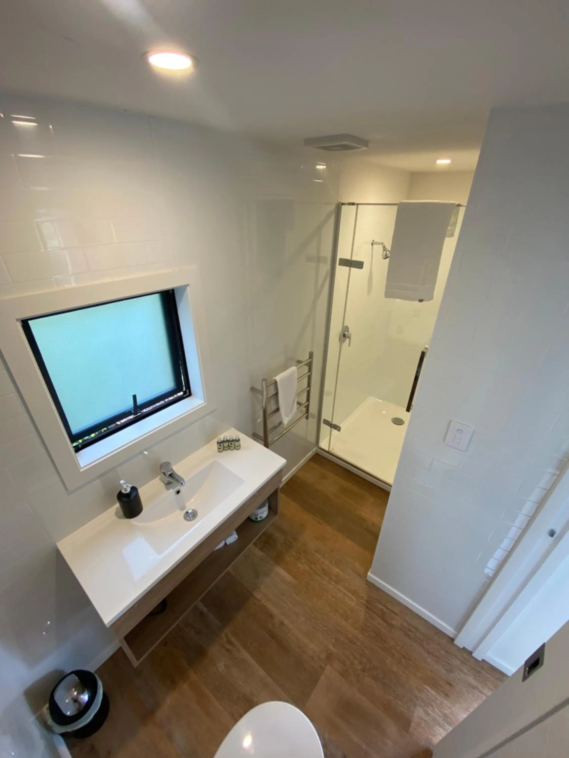 Bathroom in Paparoa Park Motel