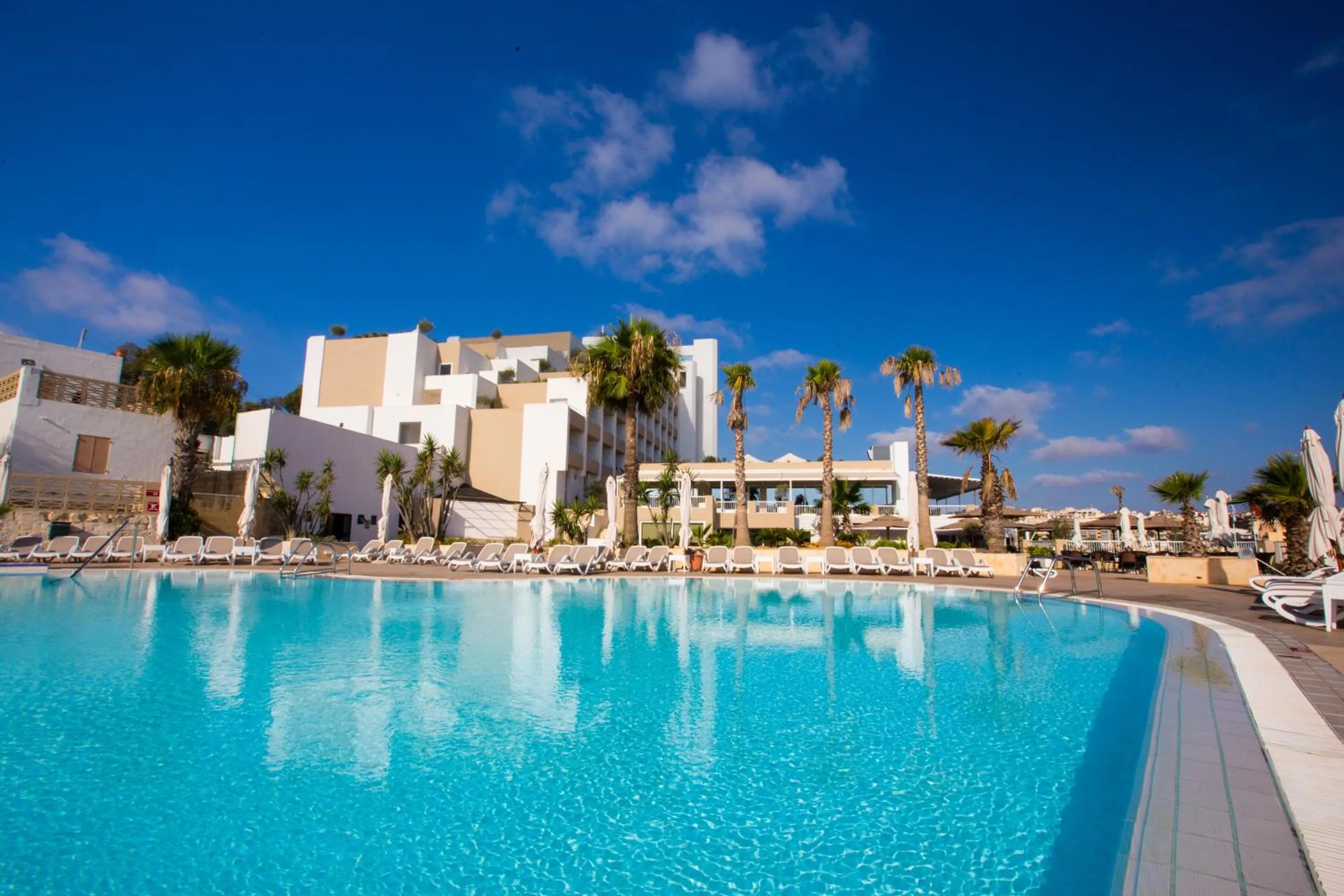 Swimming pool in Salini Resort