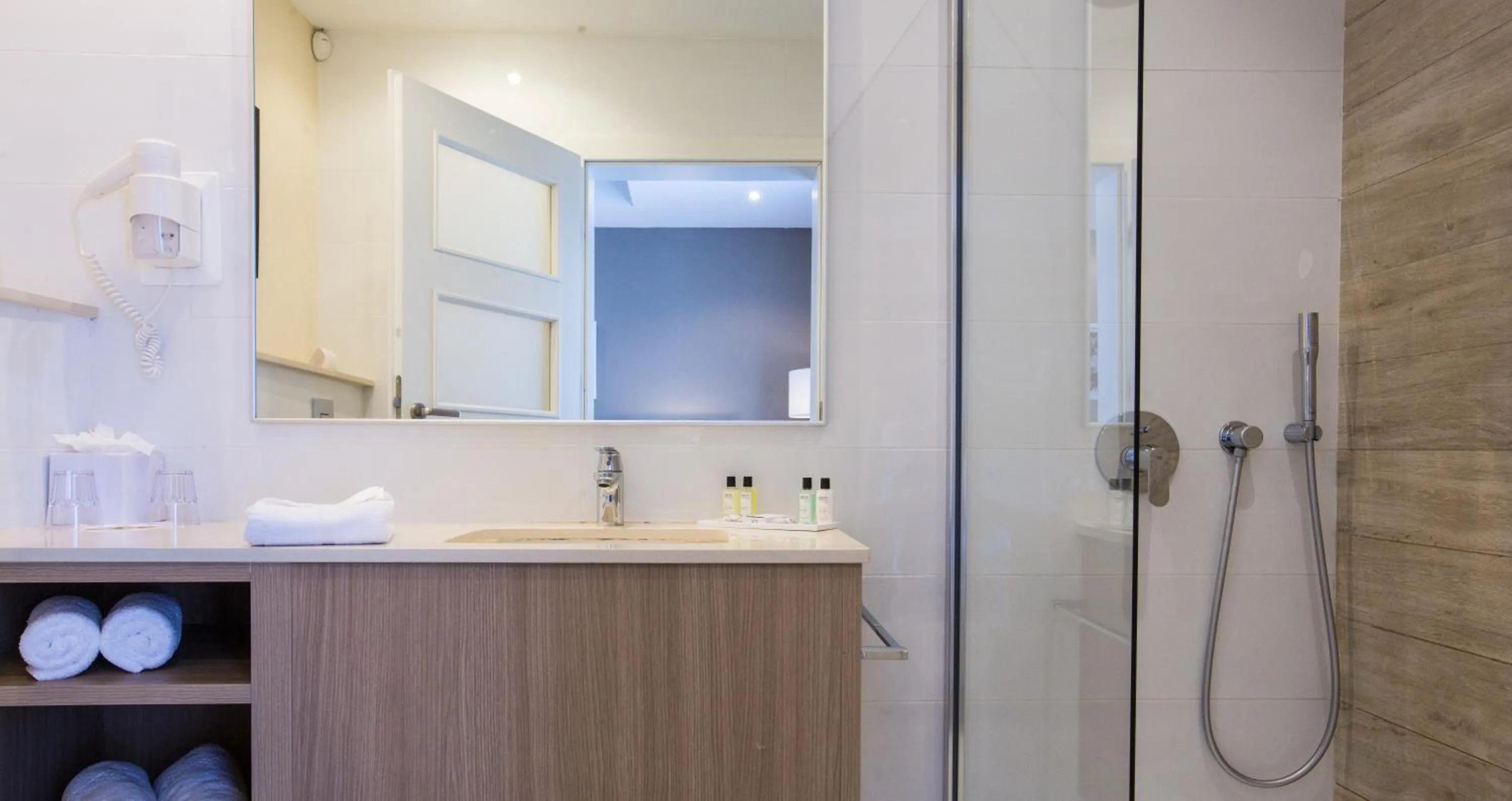 Bathroom in Salini Resort