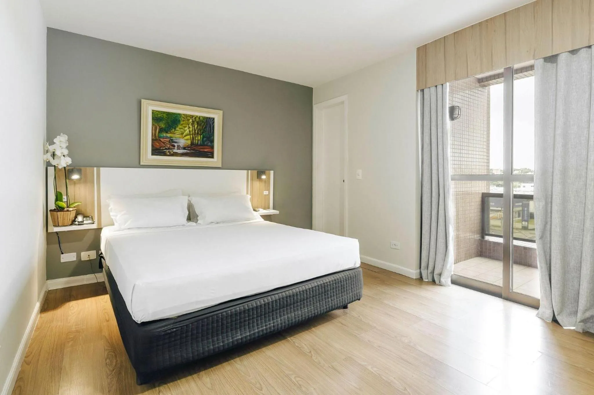 Bed in Bristol Upper Curitiba Alto da XV