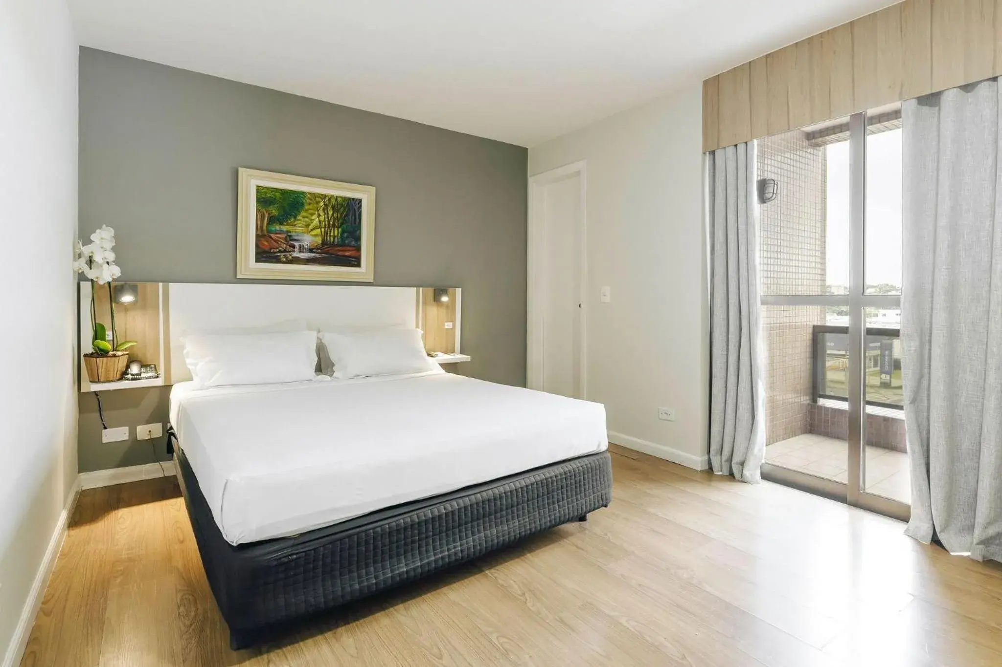 Bed in Bristol Upper Curitiba Alto da XV Bed in Bristol Upper Curitiba Alto da XV