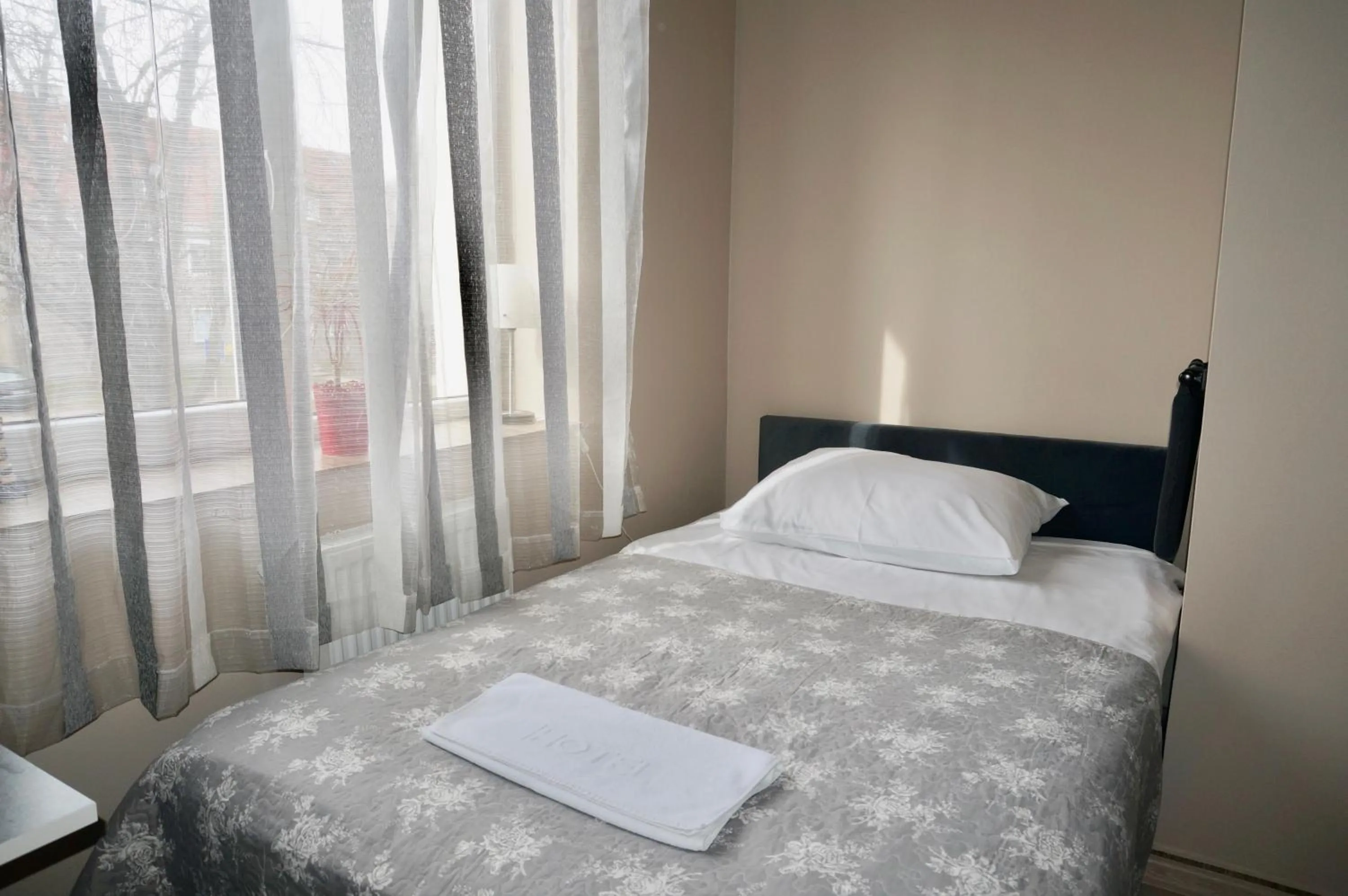 Bed in Sejf House