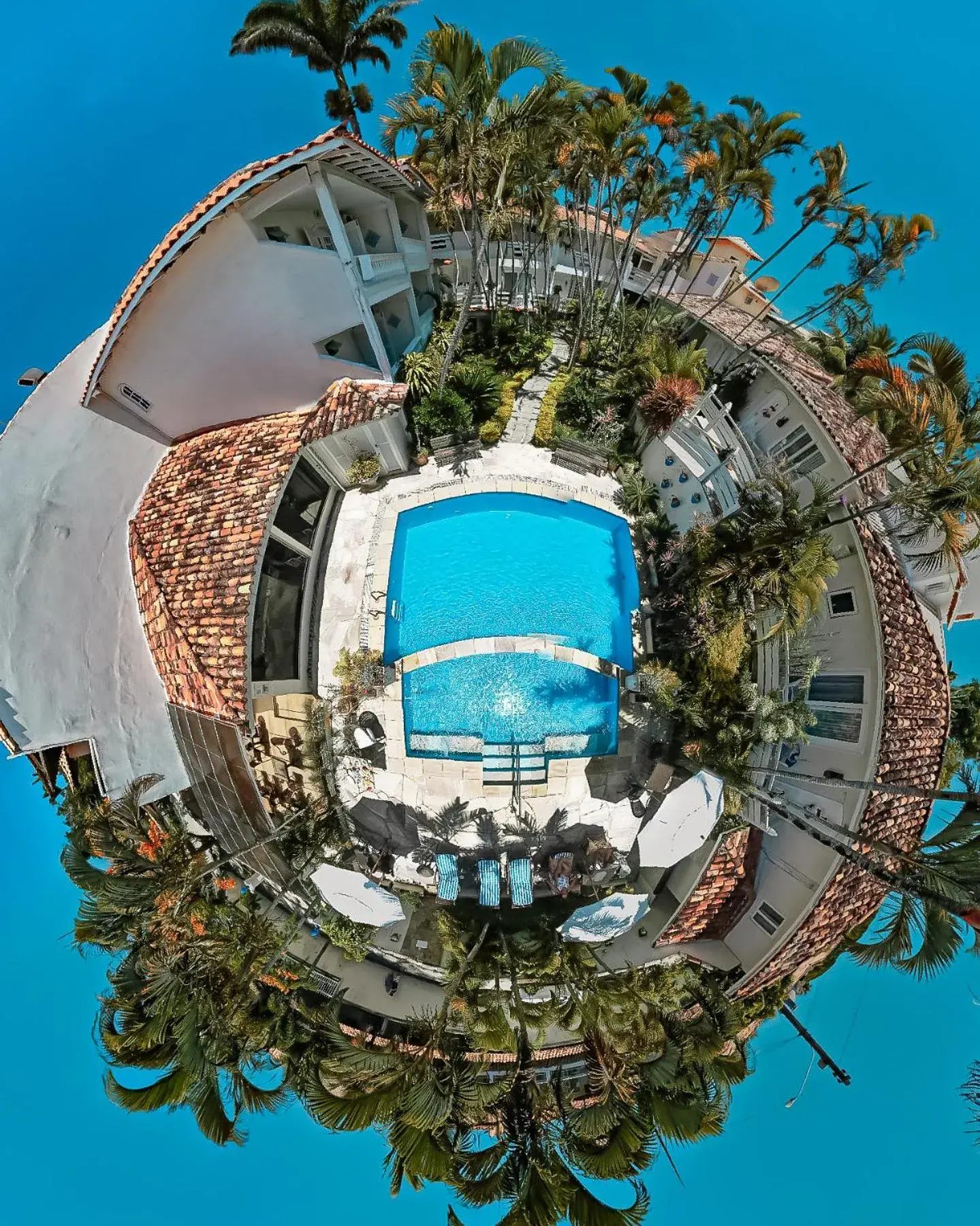 Bird's eye view in Auberge de la Langouste Bird's eye view in Auberge de la Langouste