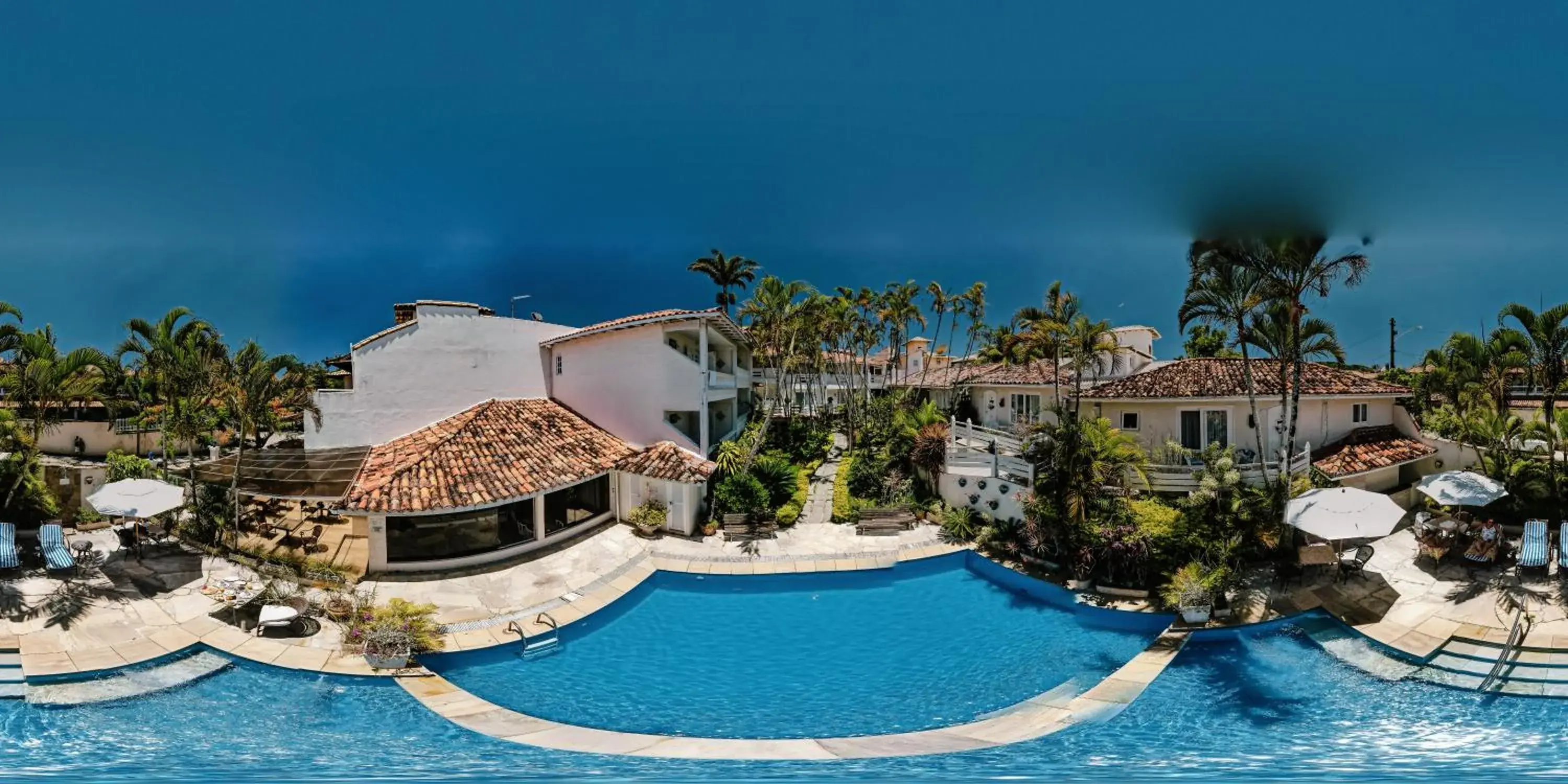 Bird's eye view in Auberge de la Langouste Bird's eye view in Auberge de la Langouste