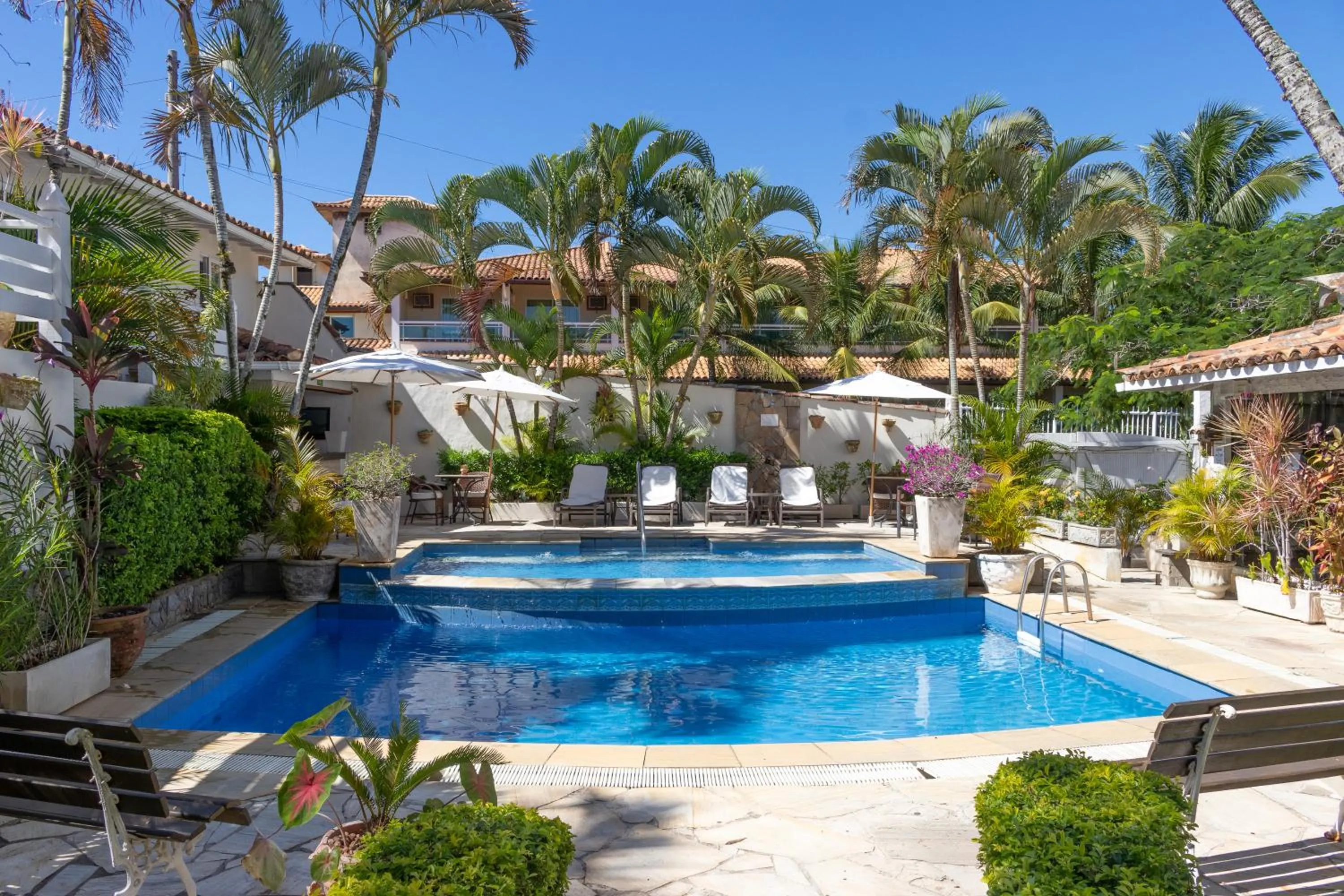Swimming pool in Auberge de la Langouste