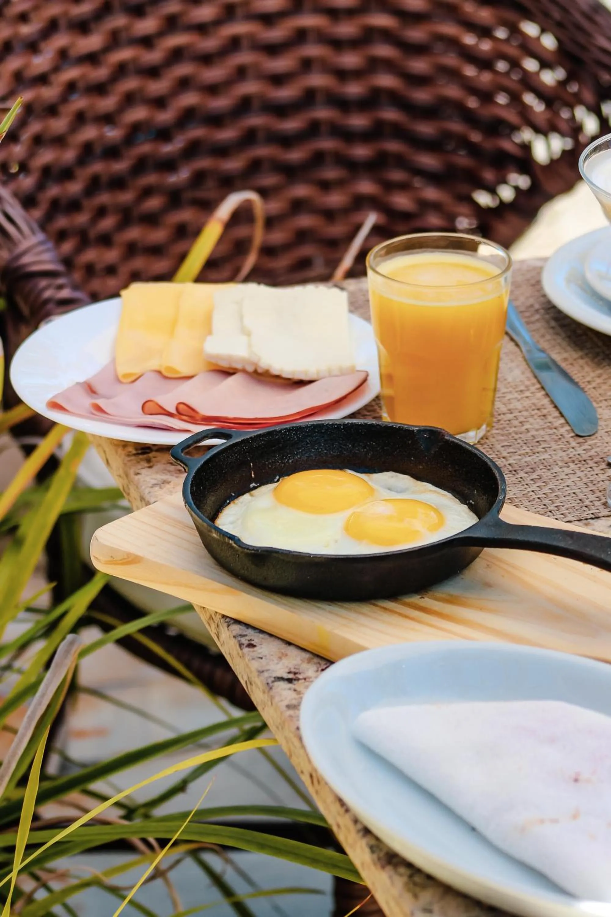Breakfast in Auberge de la Langouste