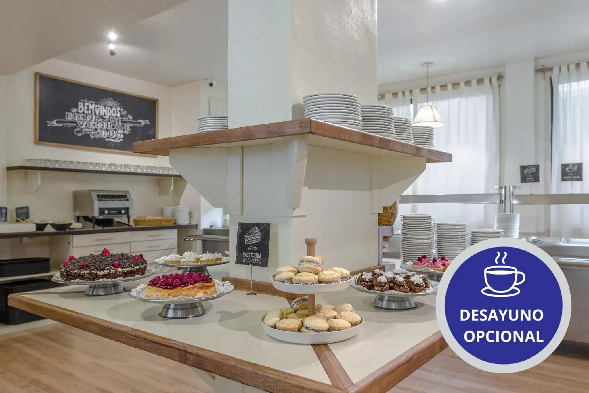 Breakfast in Soft Bariloche Hotel Breakfast in Soft Bariloche Hotel