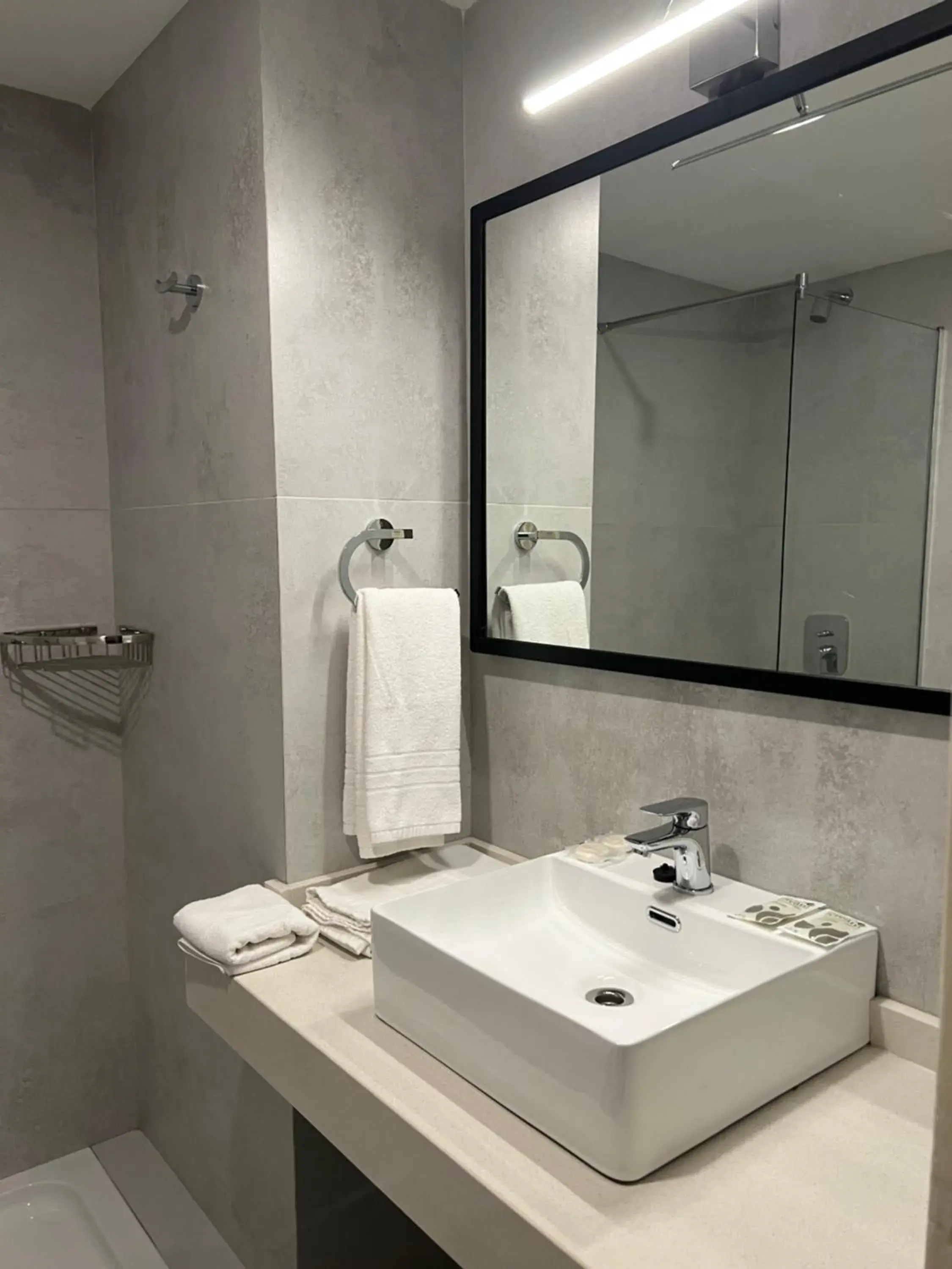 Superior Triple Room in Soft Bariloche Hotel Superior Triple Room in Soft Bariloche Hotel