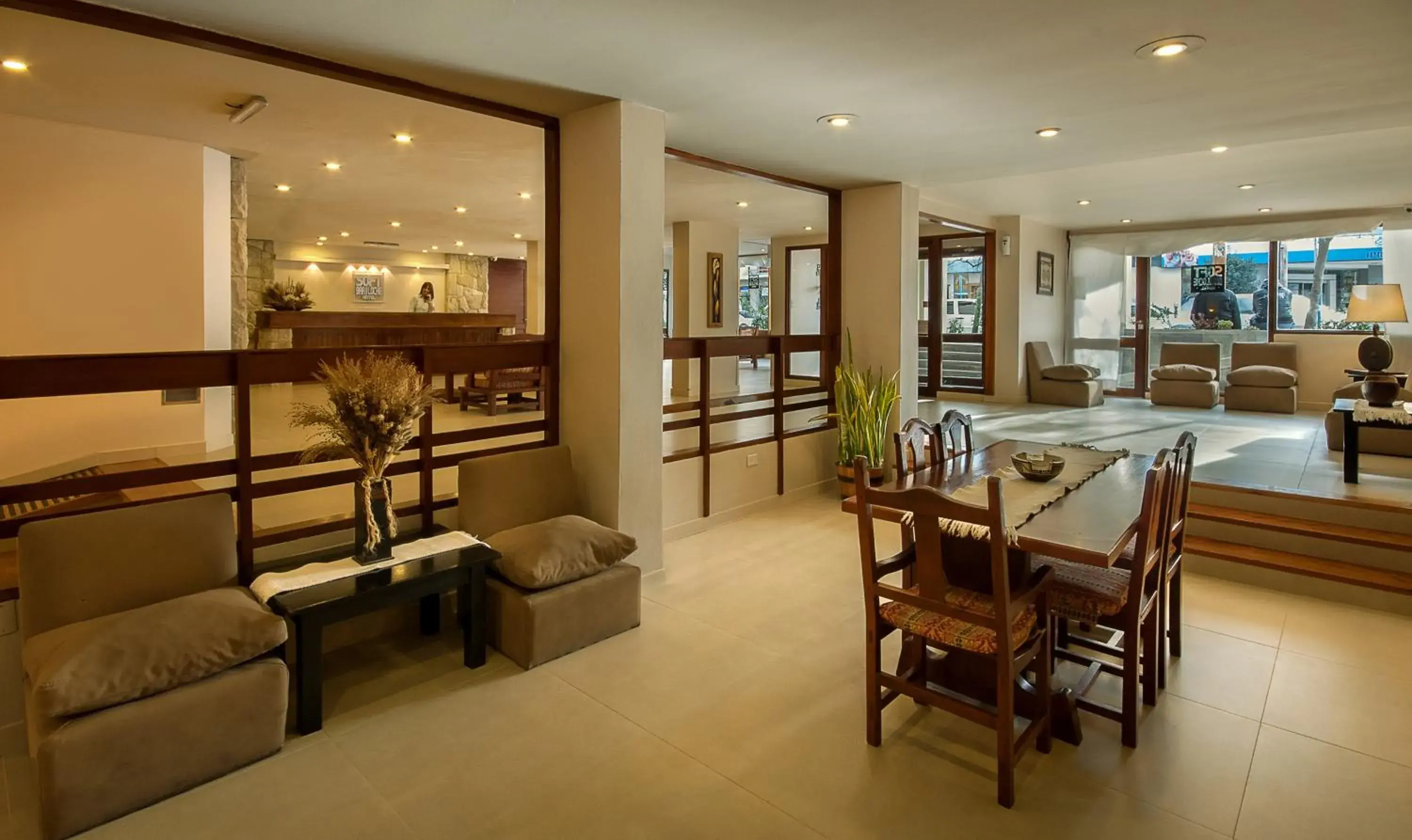 Lounge or bar in Soft Bariloche Hotel Lounge or bar in Soft Bariloche Hotel