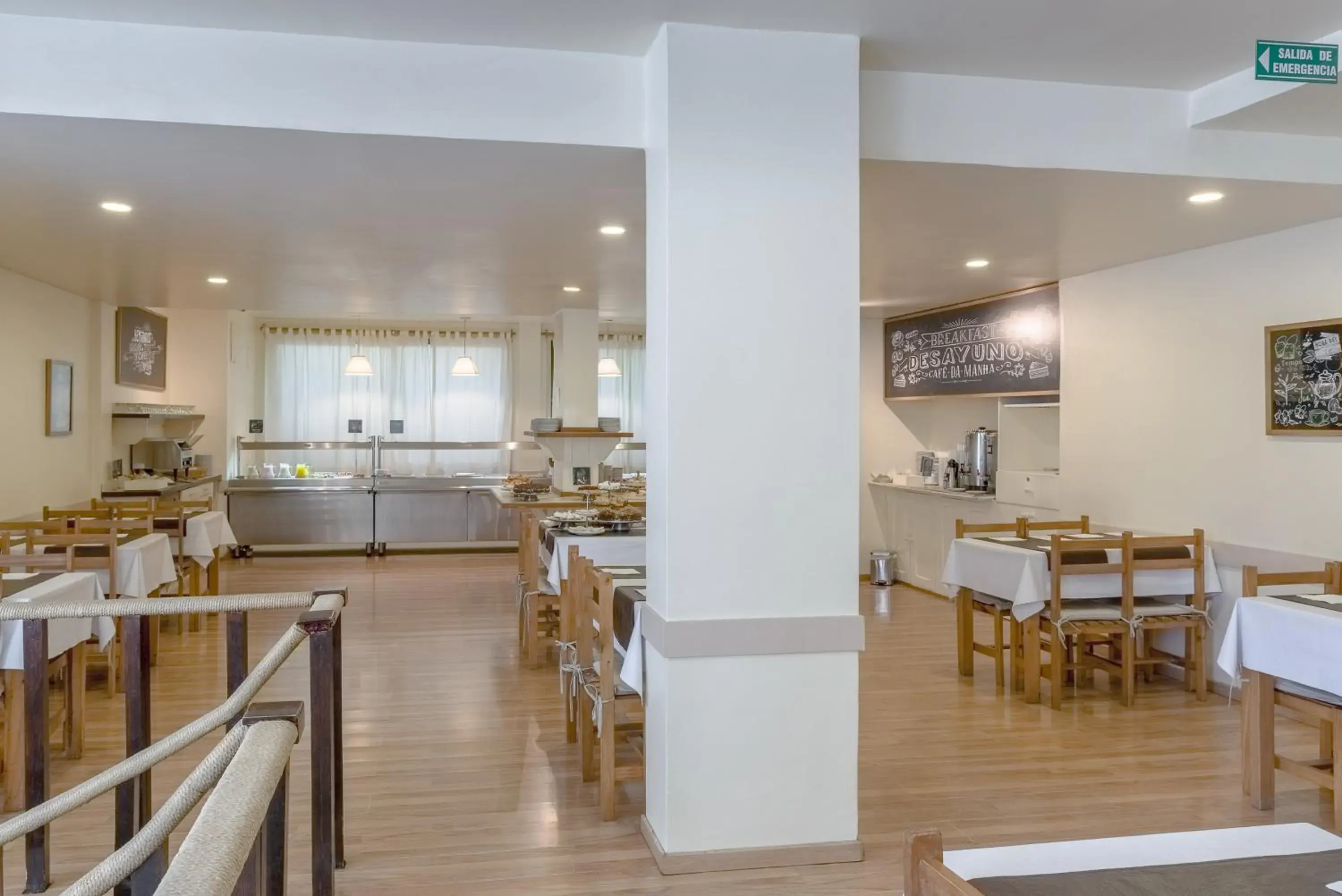 Restaurant/places to eat in Soft Bariloche Hotel Restaurant/places to eat in Soft Bariloche Hotel