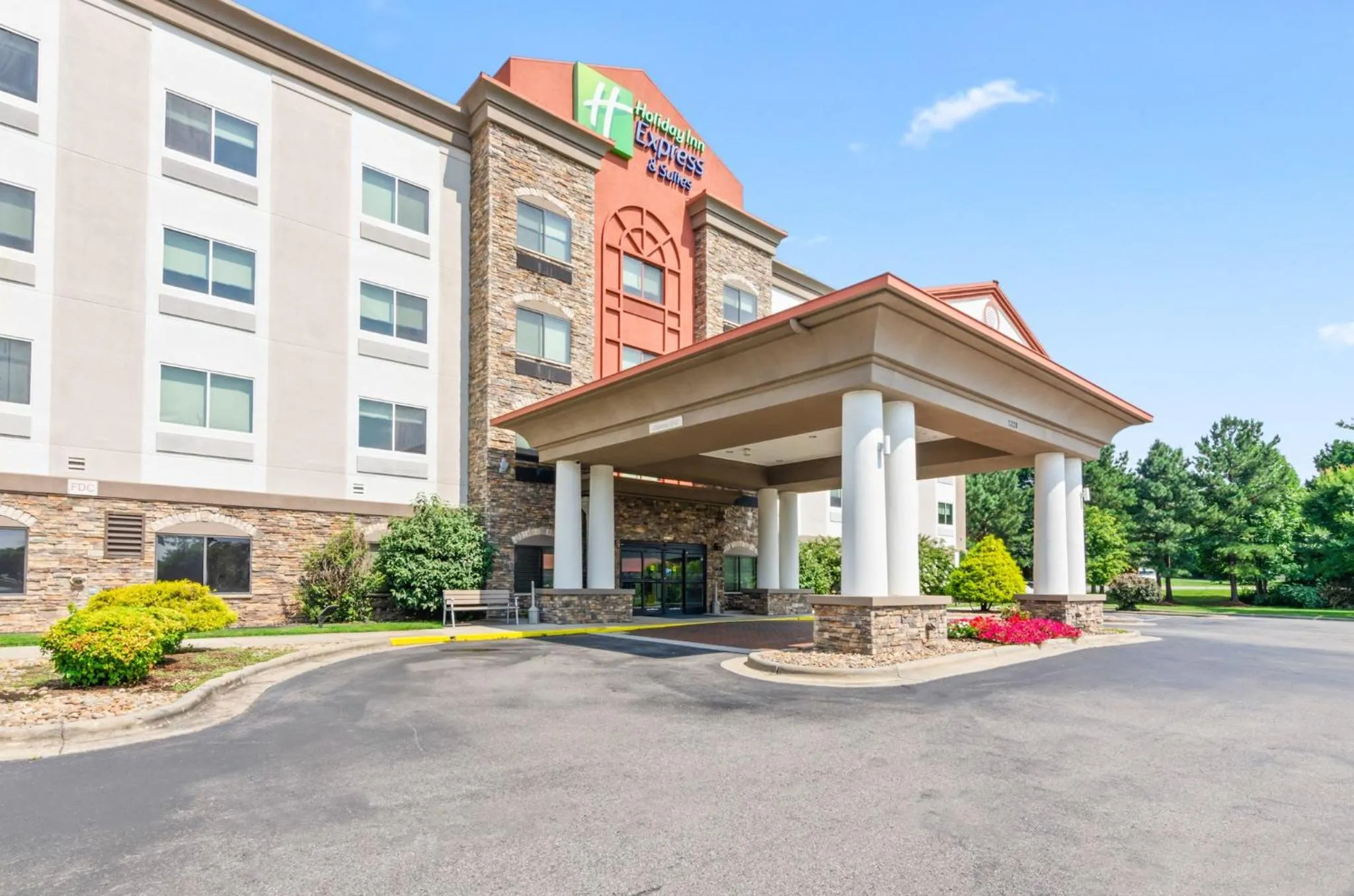 Property building in Holiday Inn Express Hotel & Suites Mount Airy by IHG