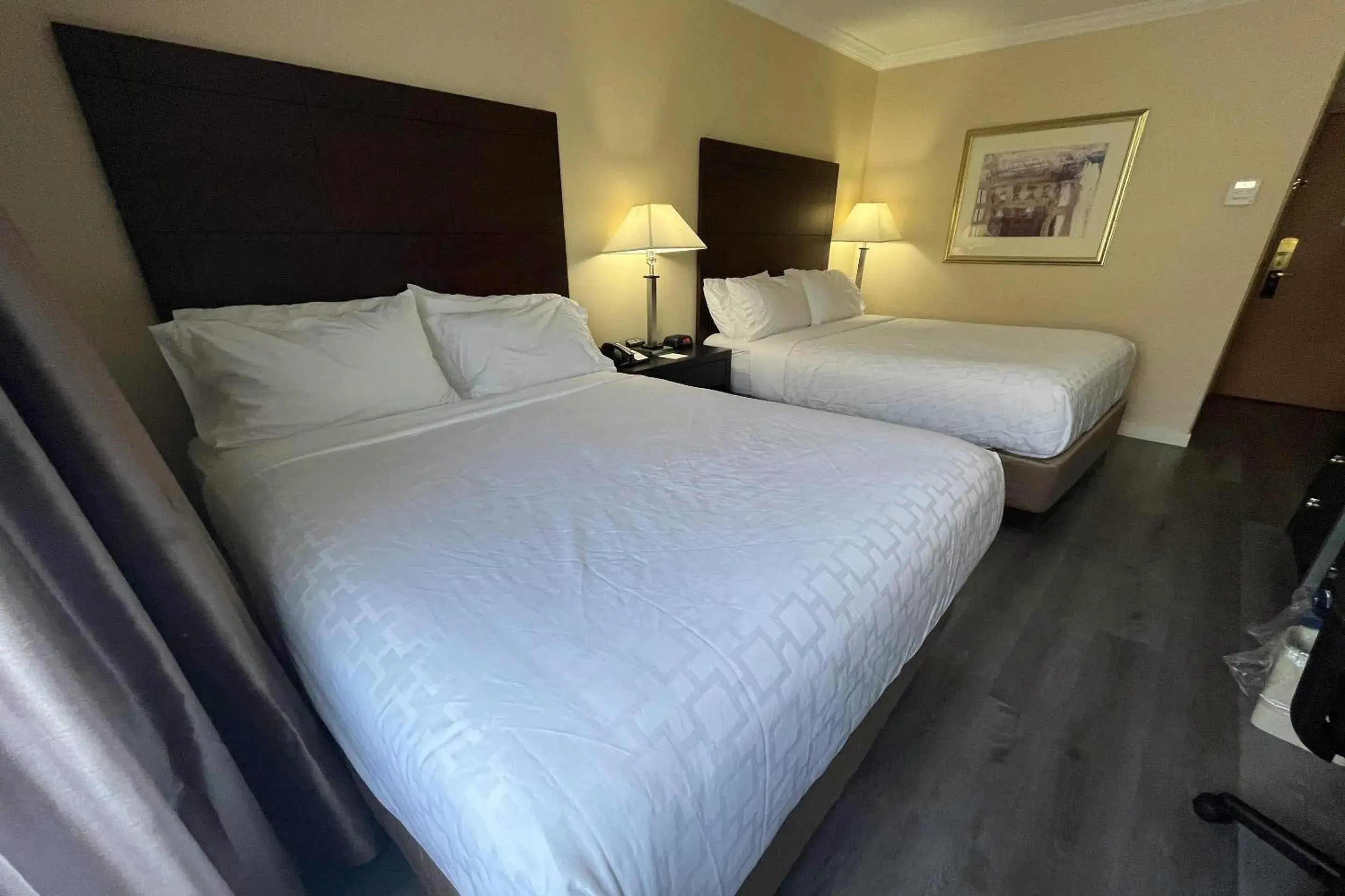 Bedroom, Bed in Quality Inn Saint-Jean-sur-Richelieu Bedroom, Bed in Quality Inn Saint-Jean-sur-Richelieu