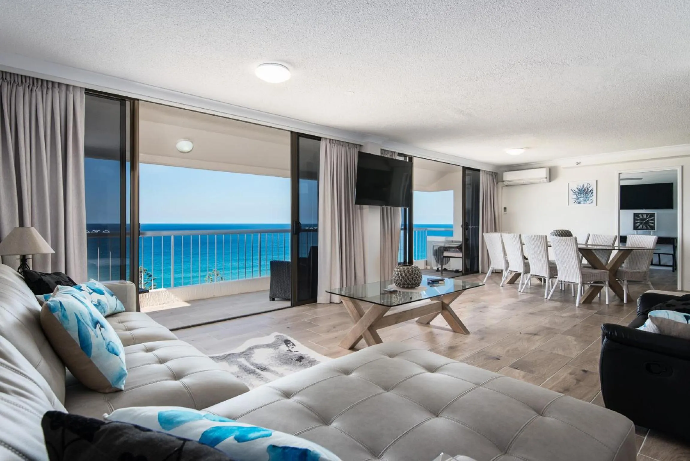 Communal lounge/ TV room in Coolum Caprice