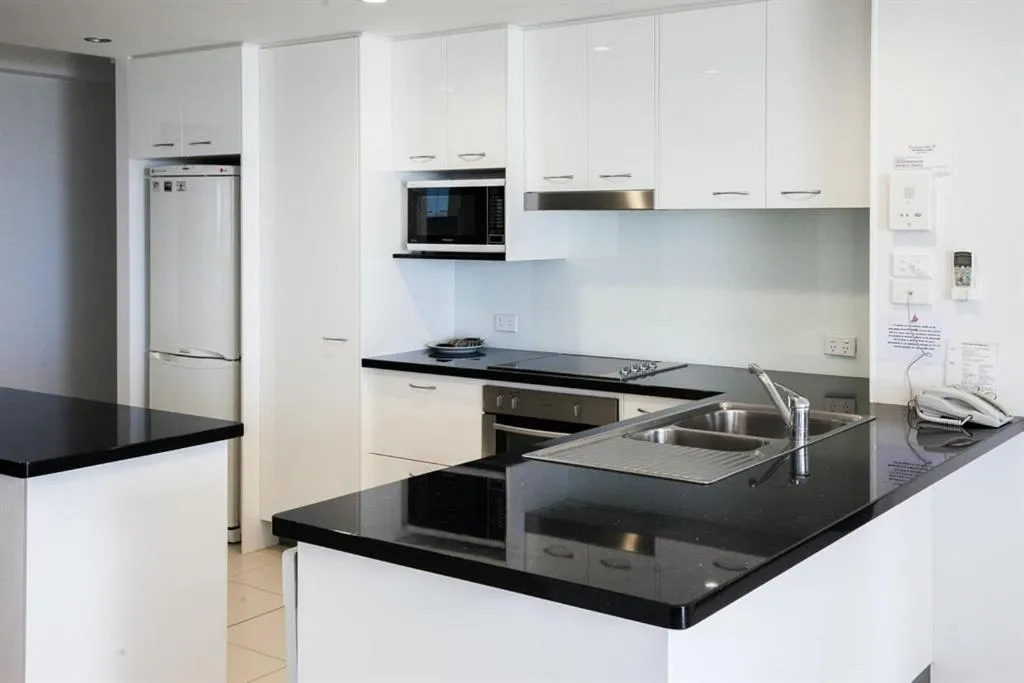 Kitchen or kitchenette in Coolum Caprice