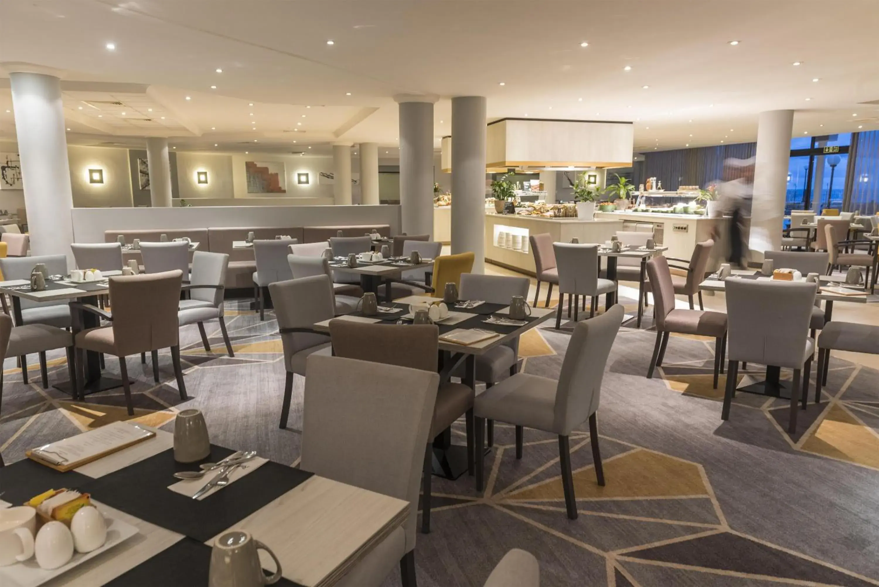 Restaurant/places to eat in Radisson Blu Resort, Malta St. Julian's Restaurant/places to eat in Radisson Blu Resort, Malta St. Julian's