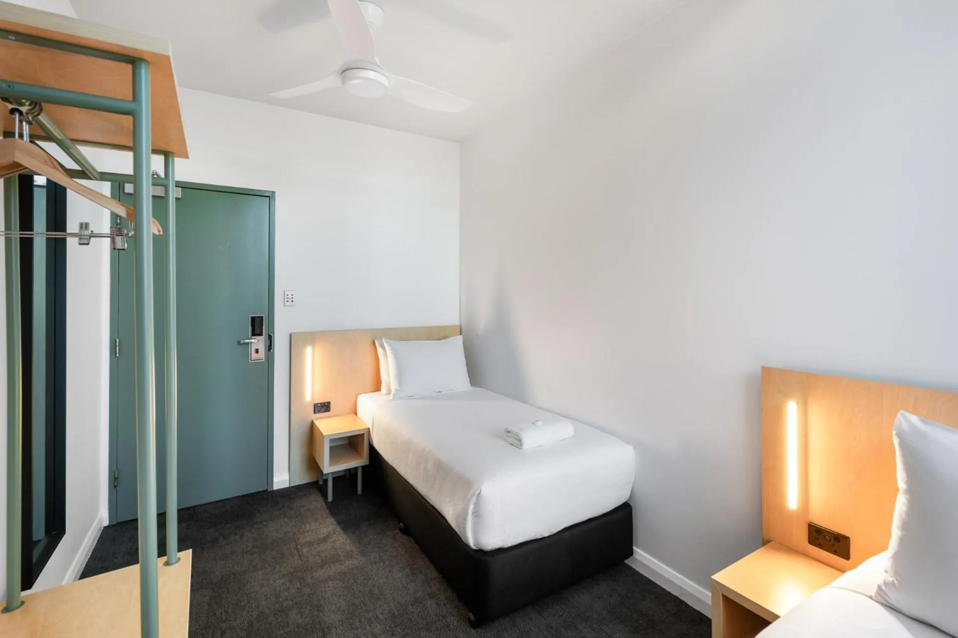 Bed in YHA Sydney Central