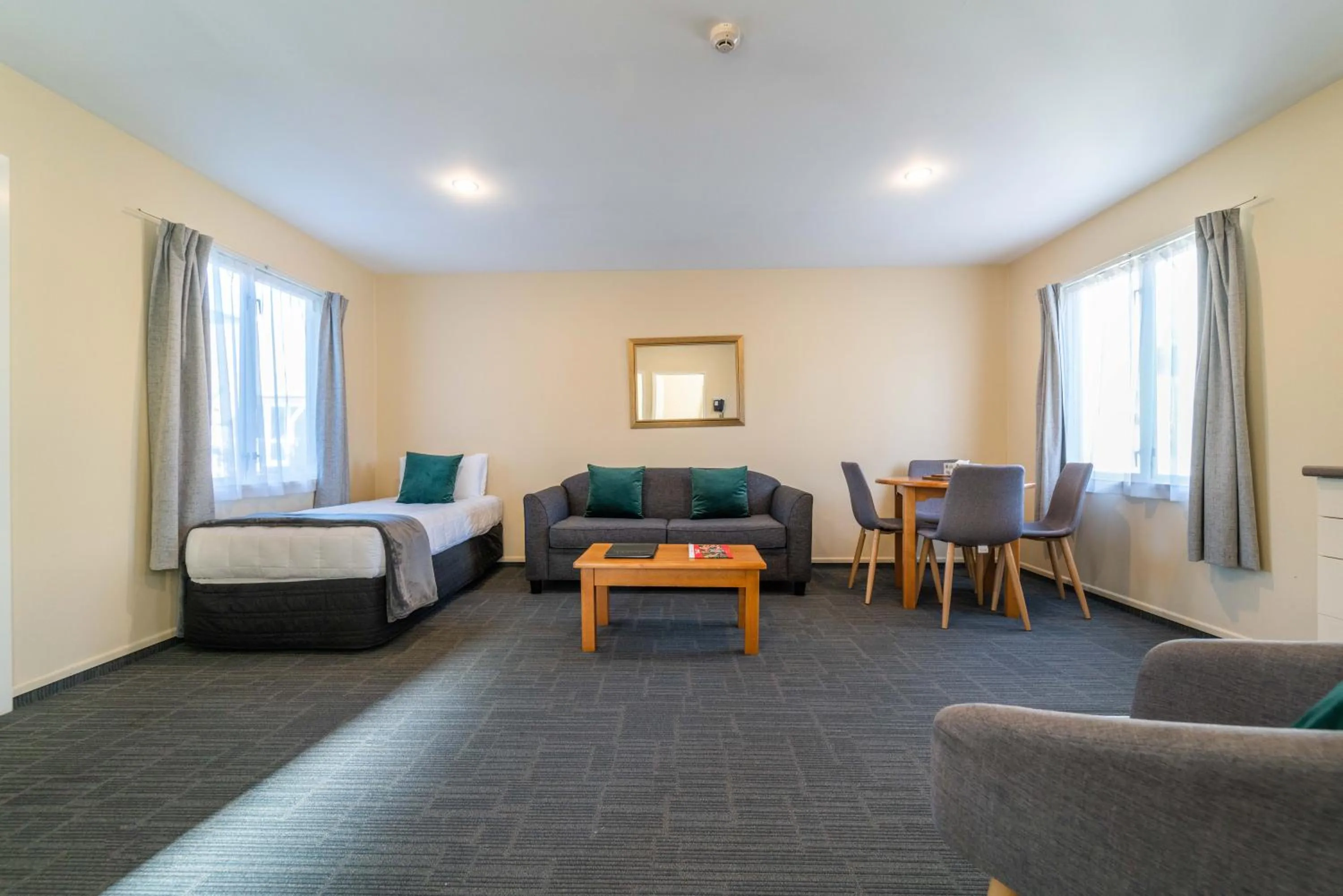 Bed in City Centre Motel